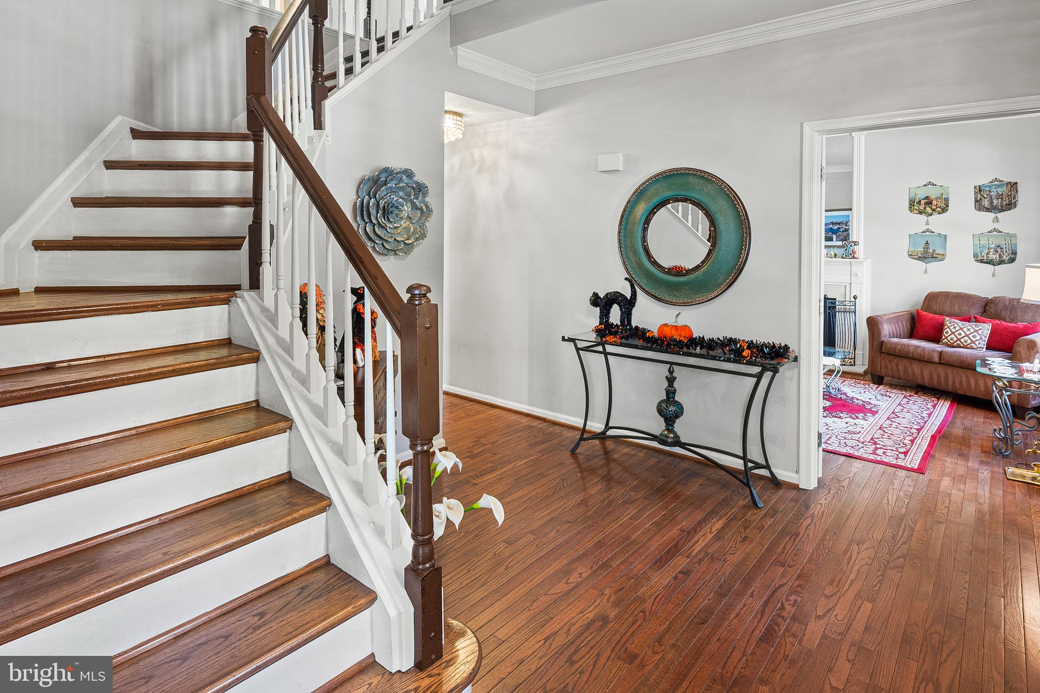 1 TROTTING HORSE COURT