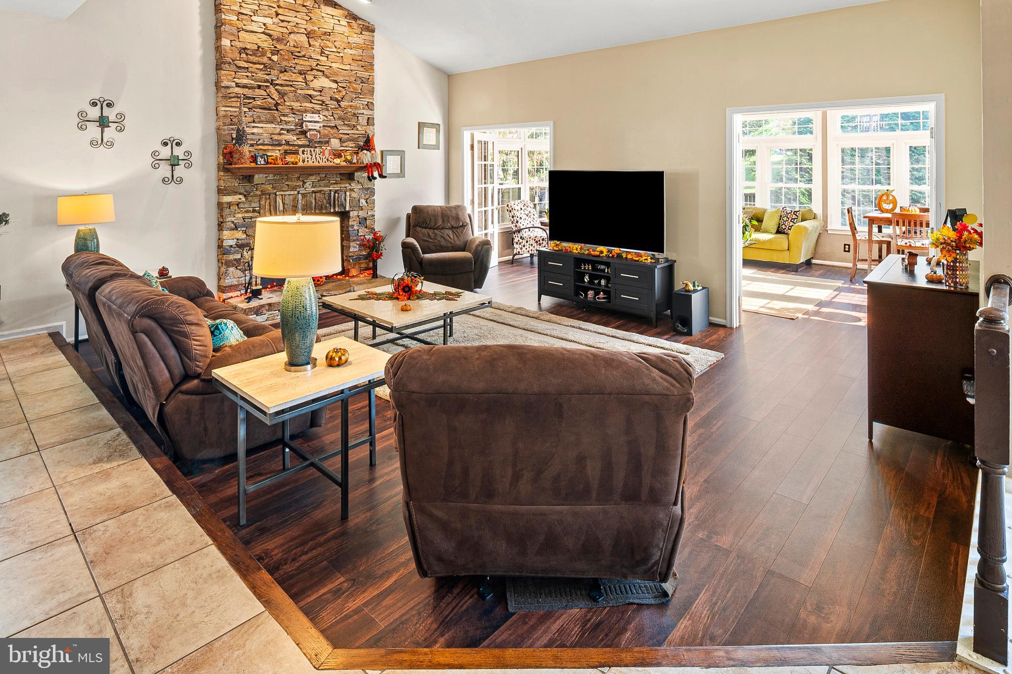 FOXHALL FARM - Residential