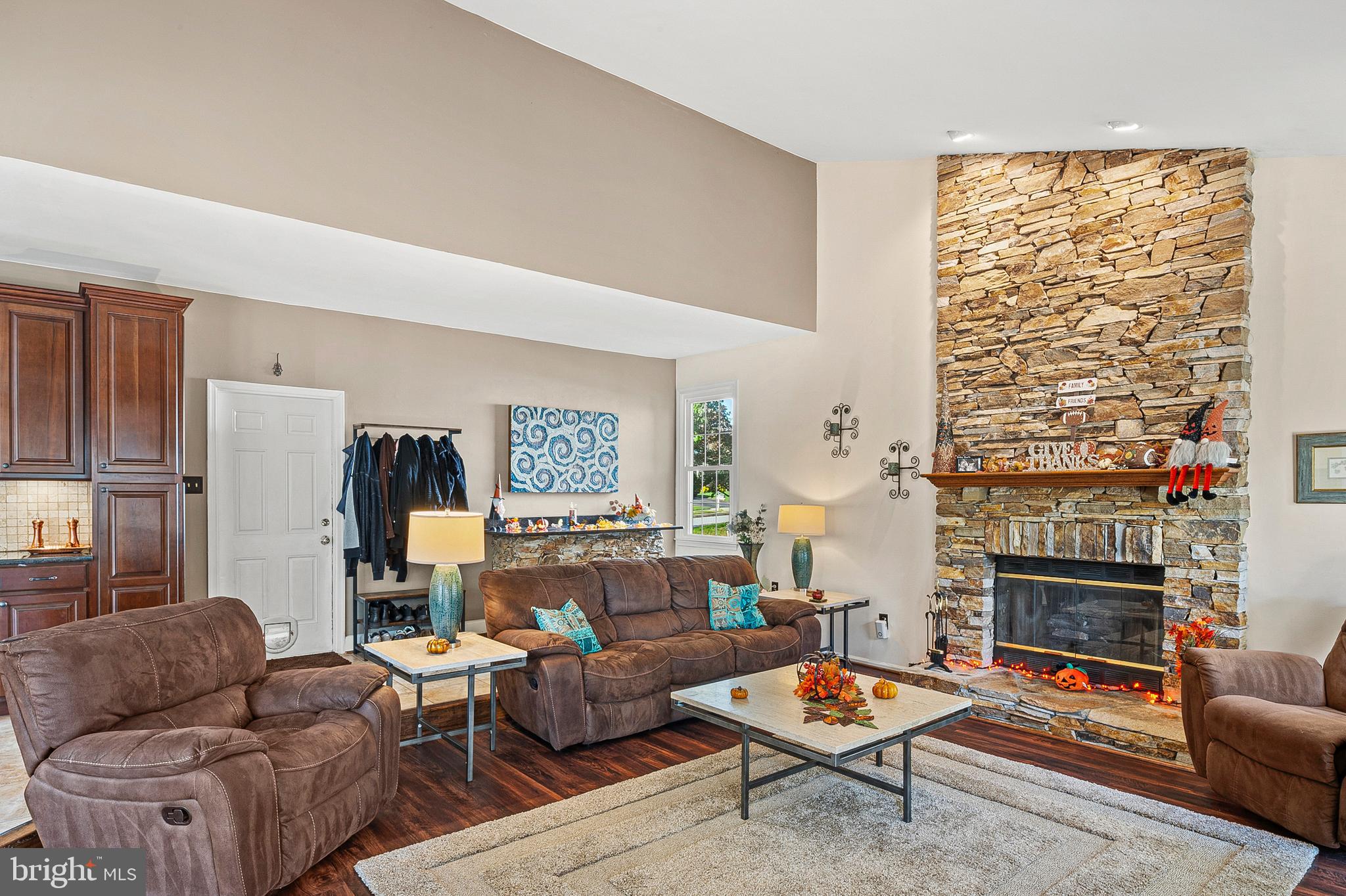 FOXHALL FARM - Residential