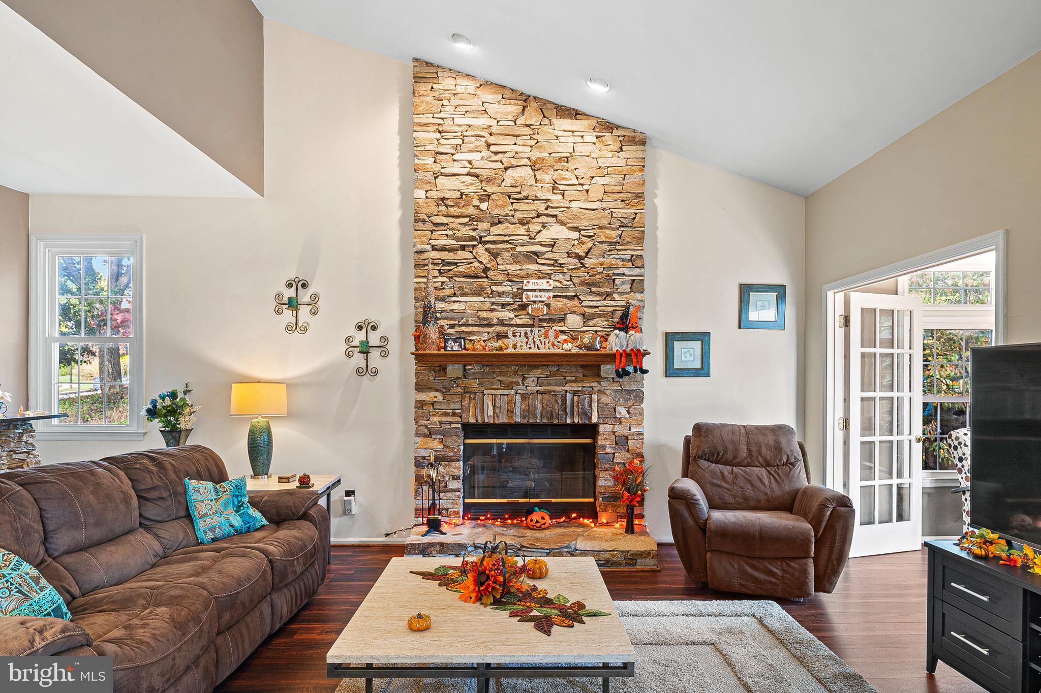 FOXHALL FARM - Residential