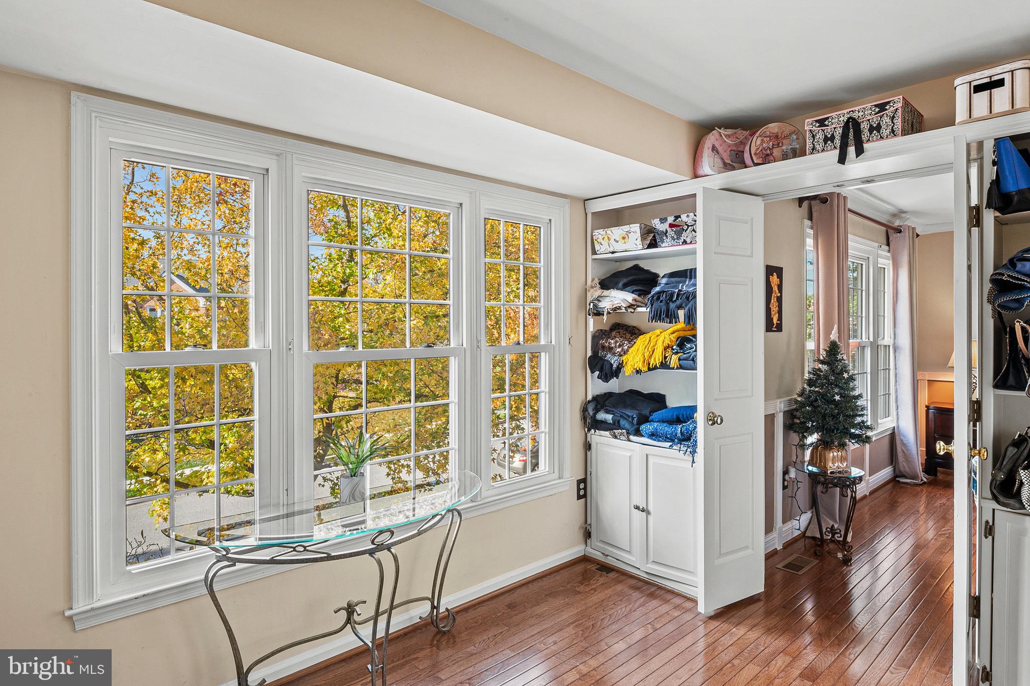 FOXHALL FARM - Residential