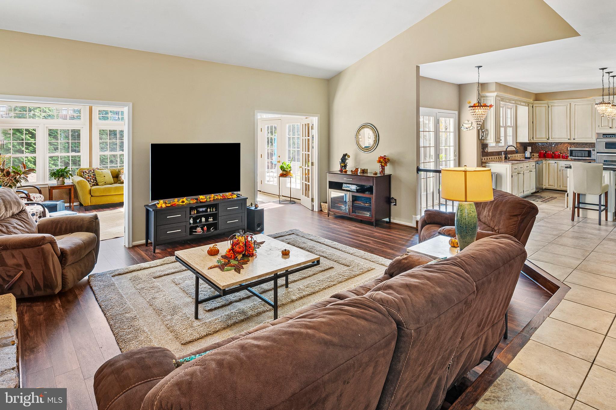 FOXHALL FARM - Residential