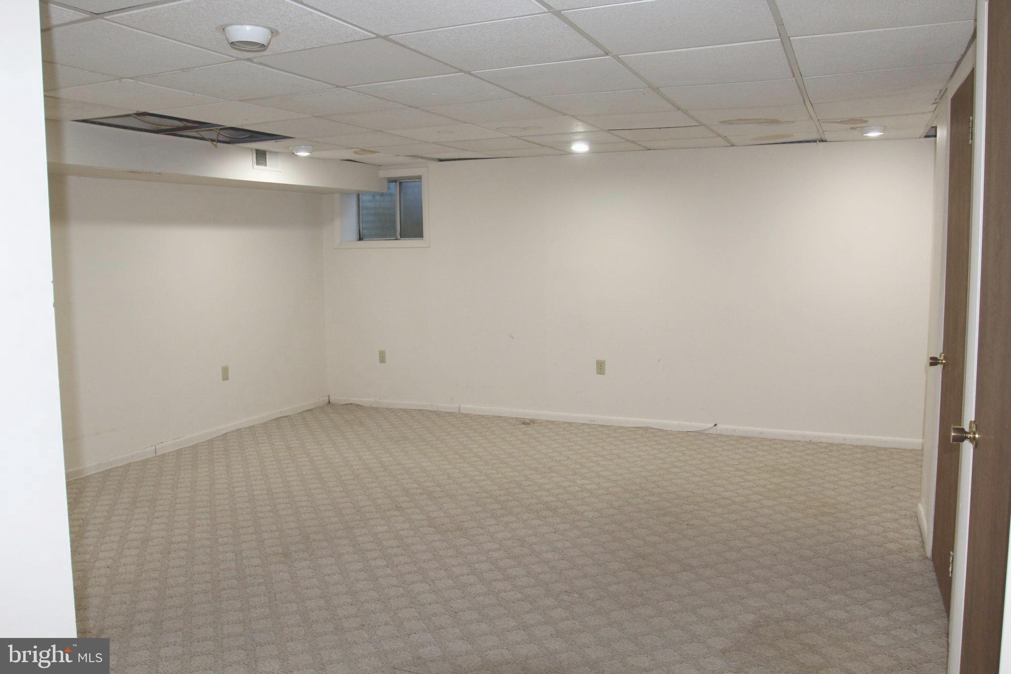 VILLAGE OAKS - Residential