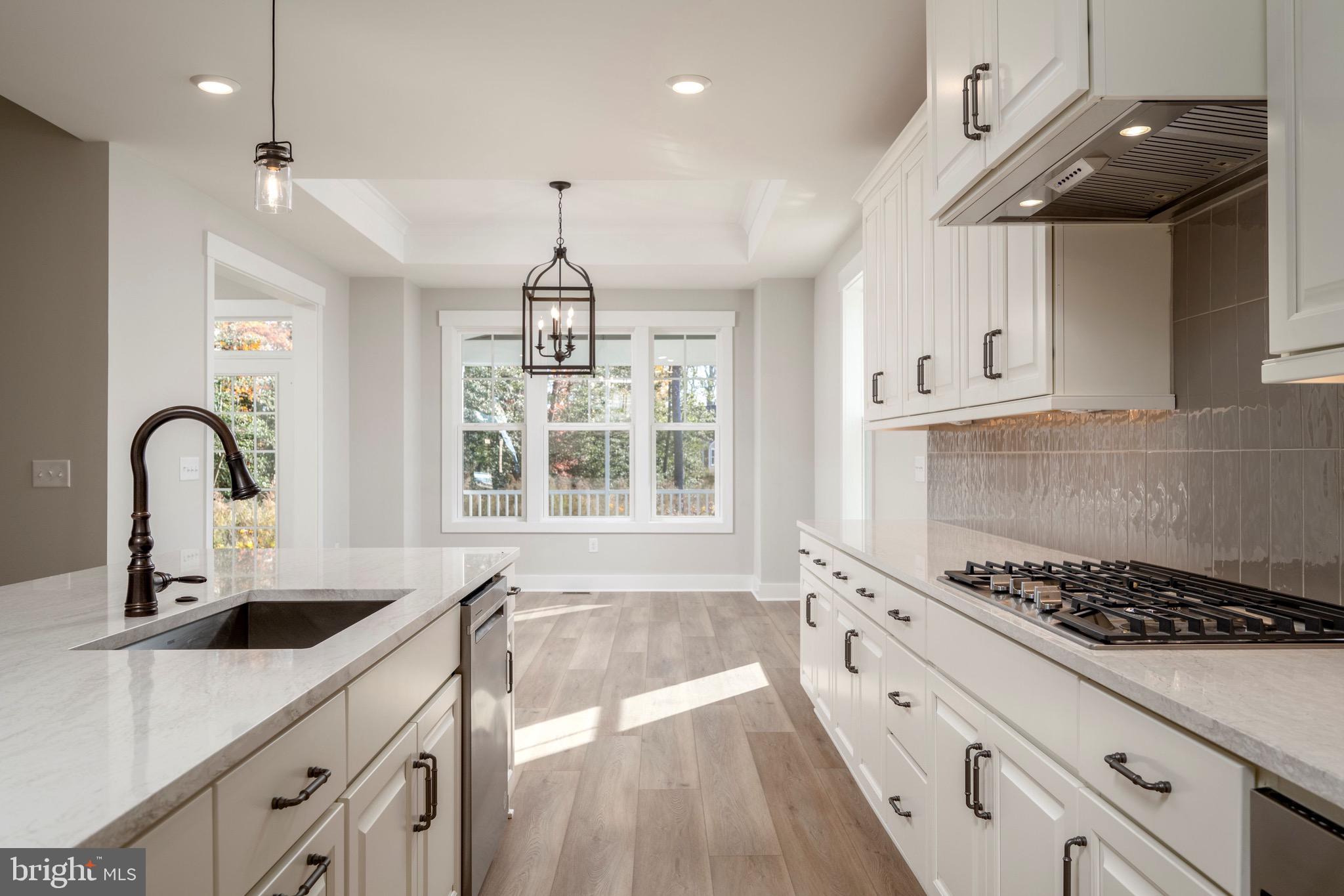 EAST GATE - Residential