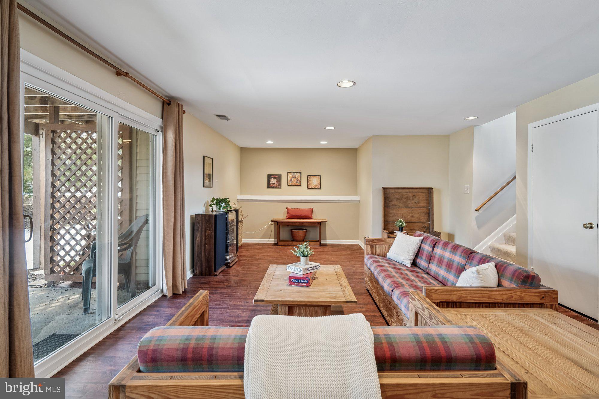 VILLAGE OF LONG REACH - Residential