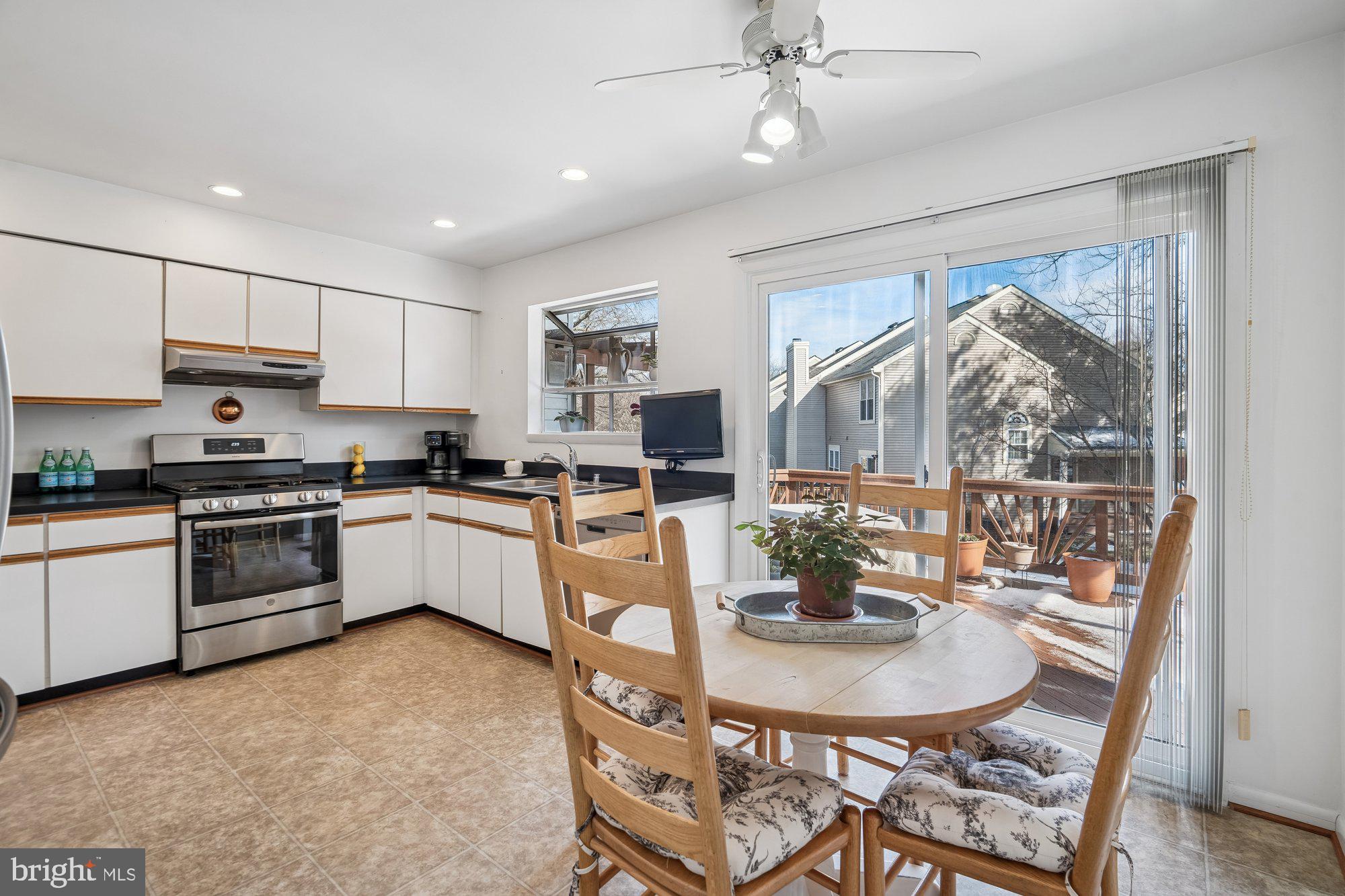 VILLAGE OF LONG REACH - Residential