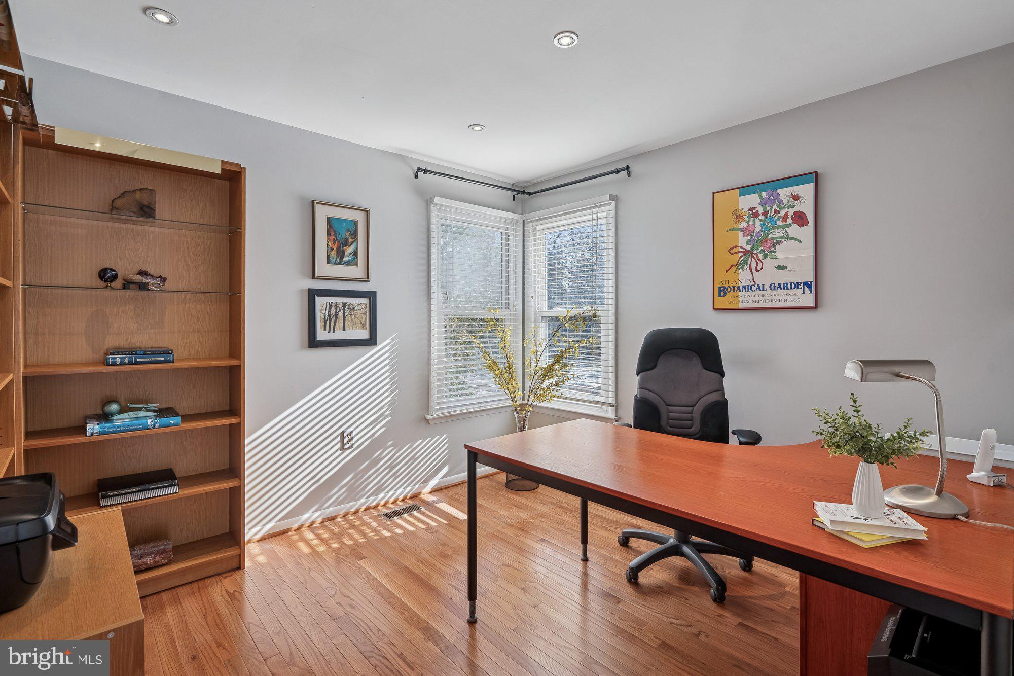 VILLAGE OF LONG REACH - Residential