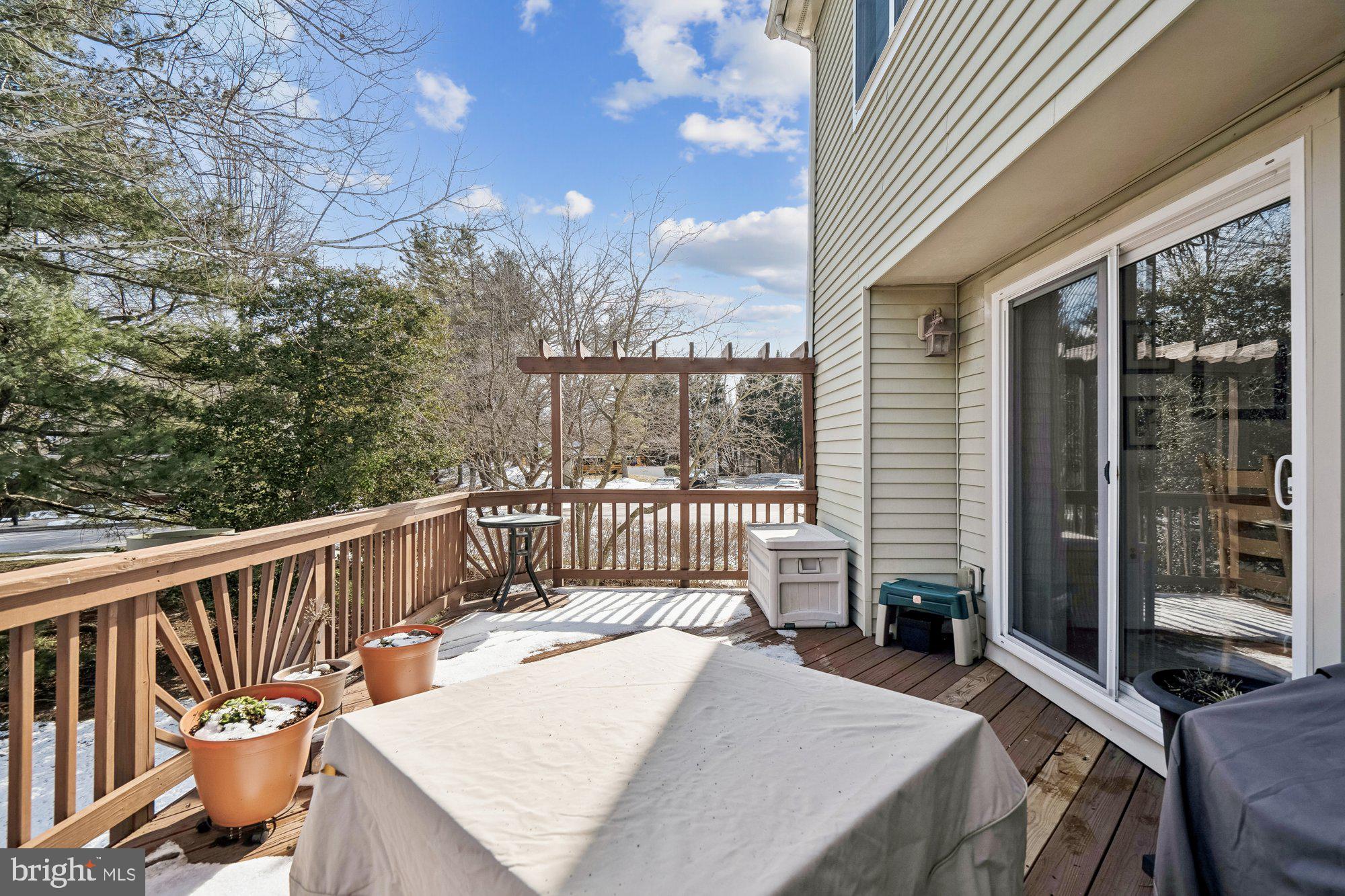 VILLAGE OF LONG REACH - Residential