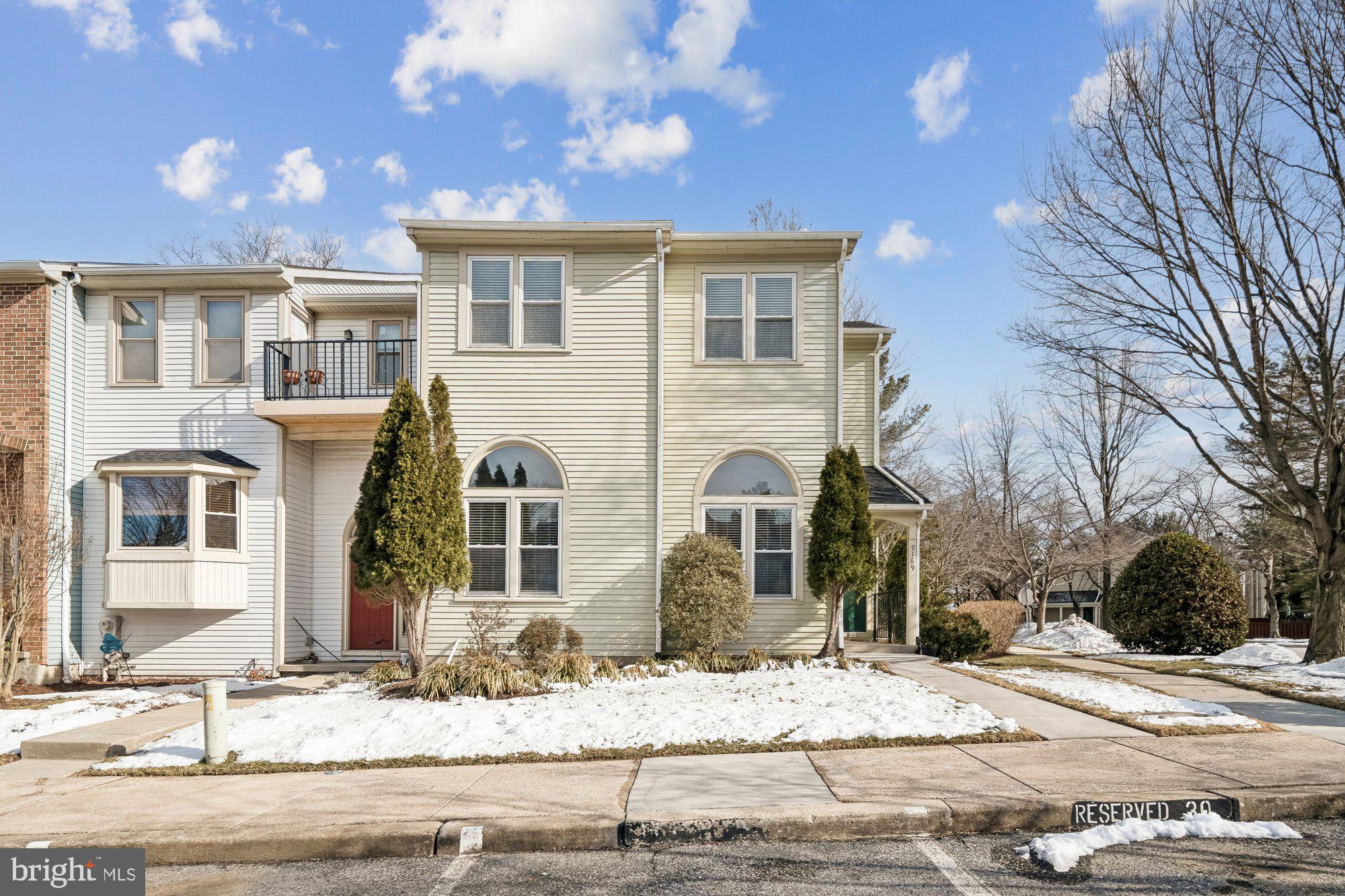 VILLAGE OF LONG REACH - Residential