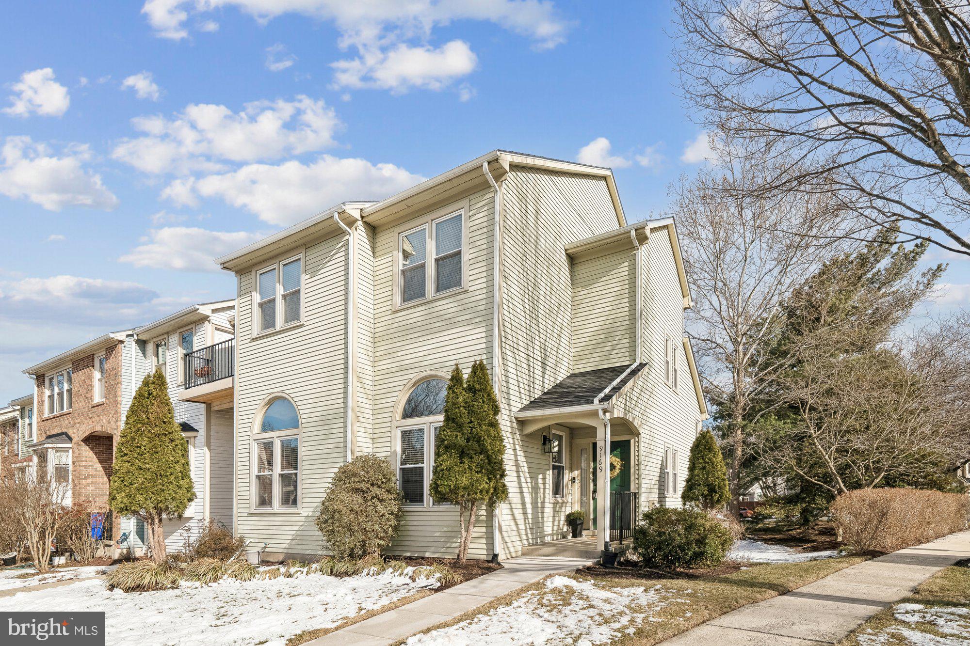 VILLAGE OF LONG REACH - Residential