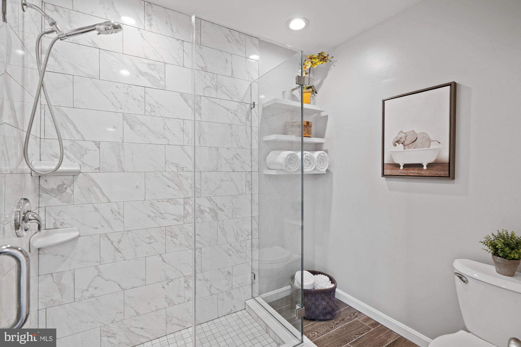 VILLAGE OF LONG REACH - Residential