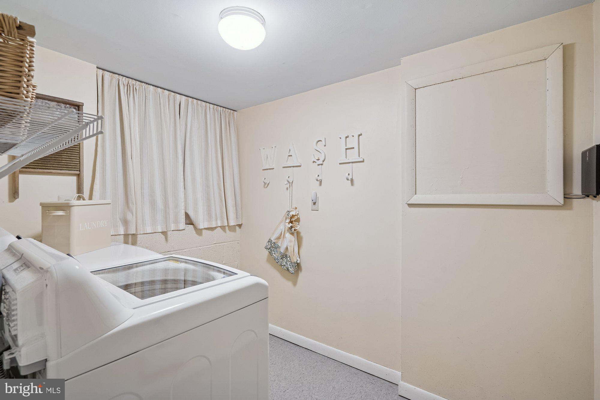 VILLAGE OF LONG REACH - Residential