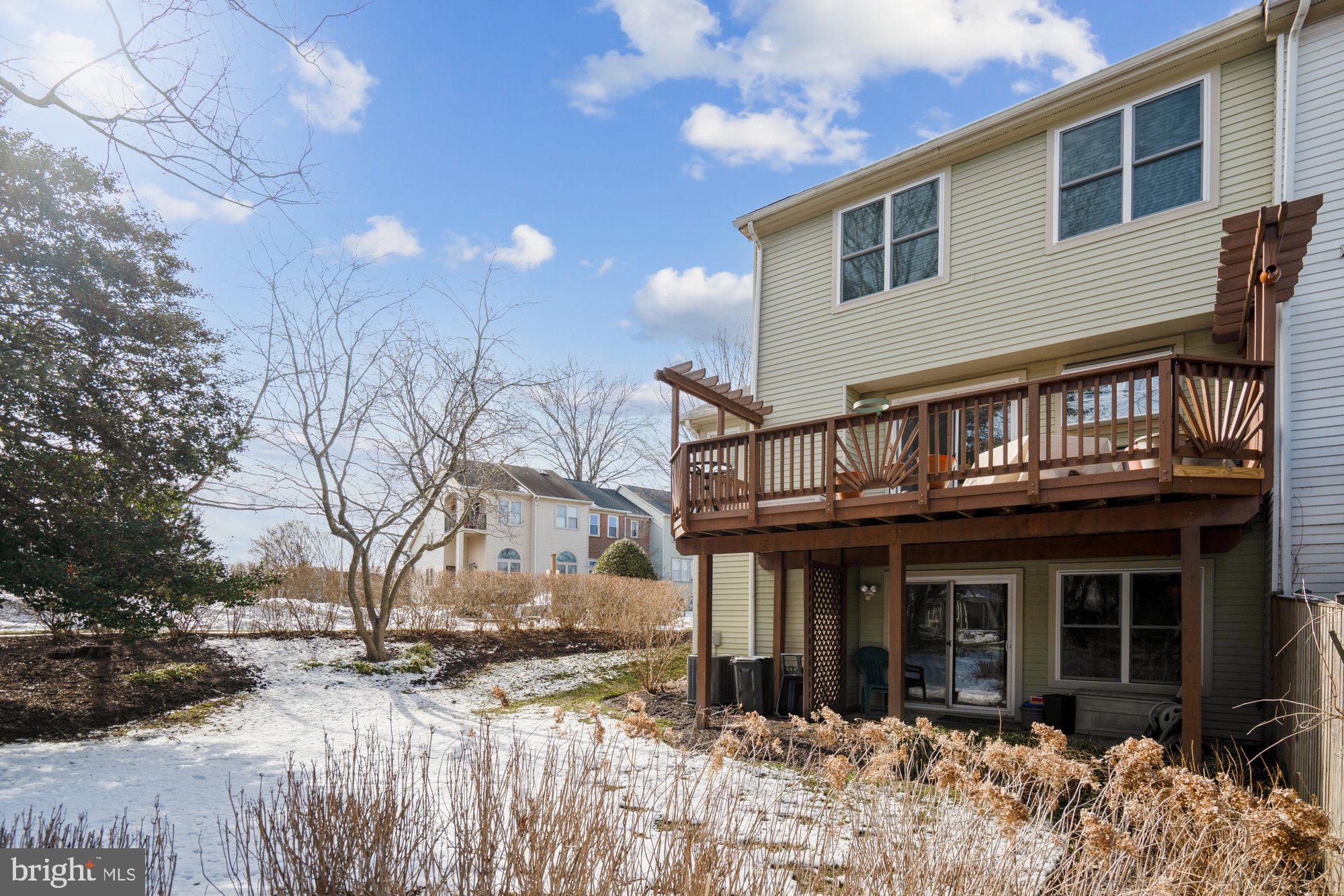 VILLAGE OF LONG REACH - Residential