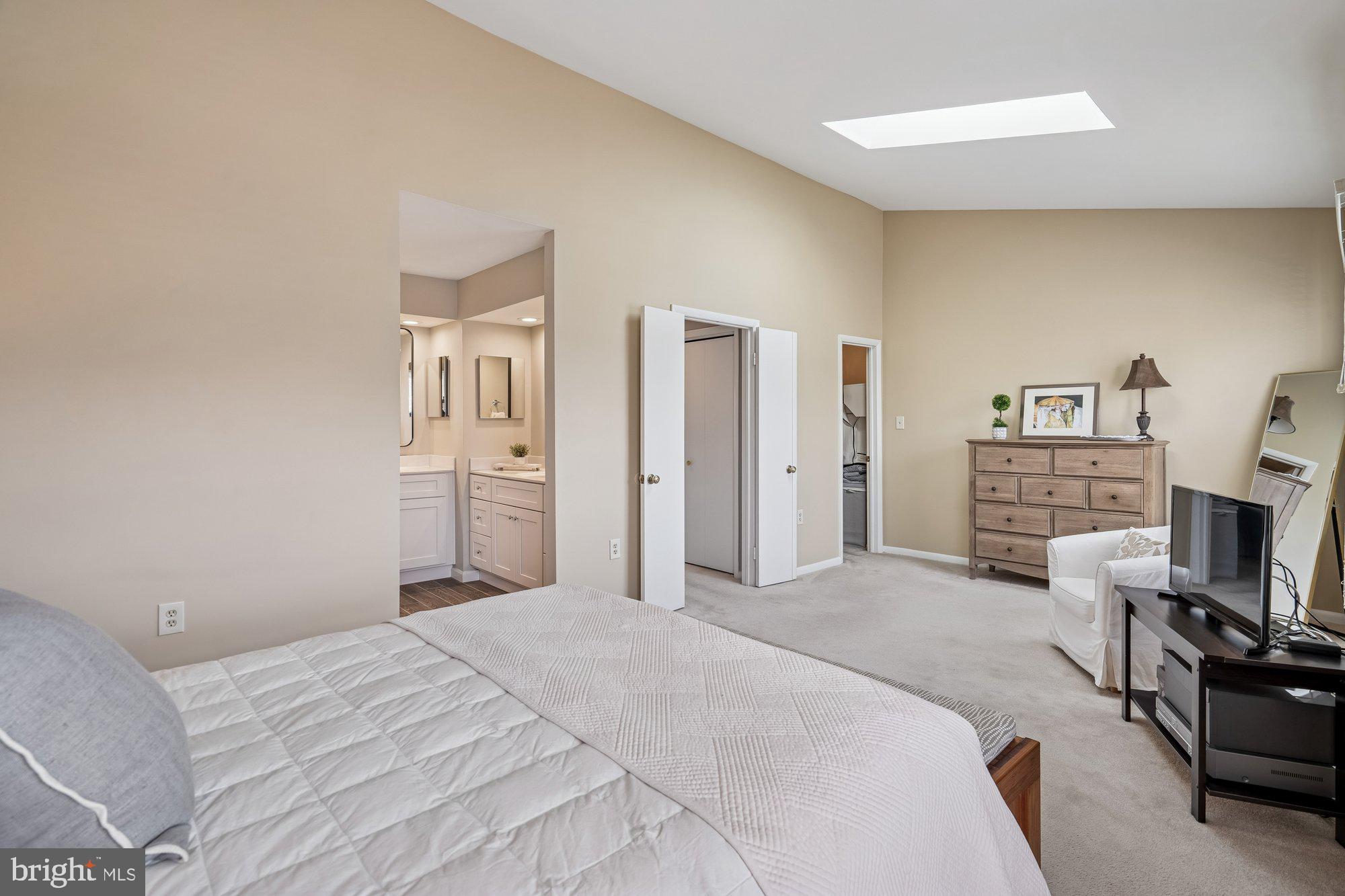 VILLAGE OF LONG REACH - Residential