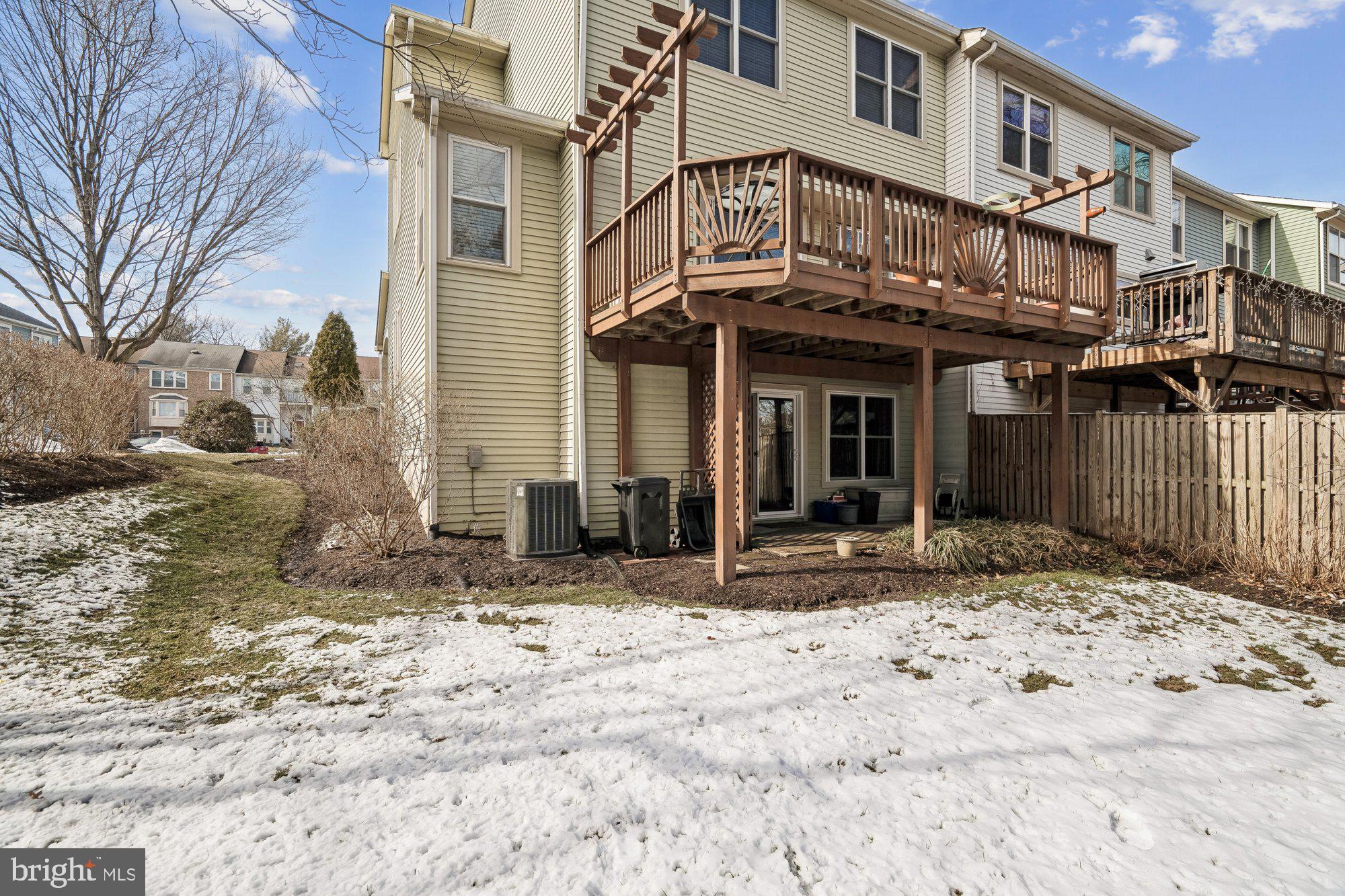 VILLAGE OF LONG REACH - Residential