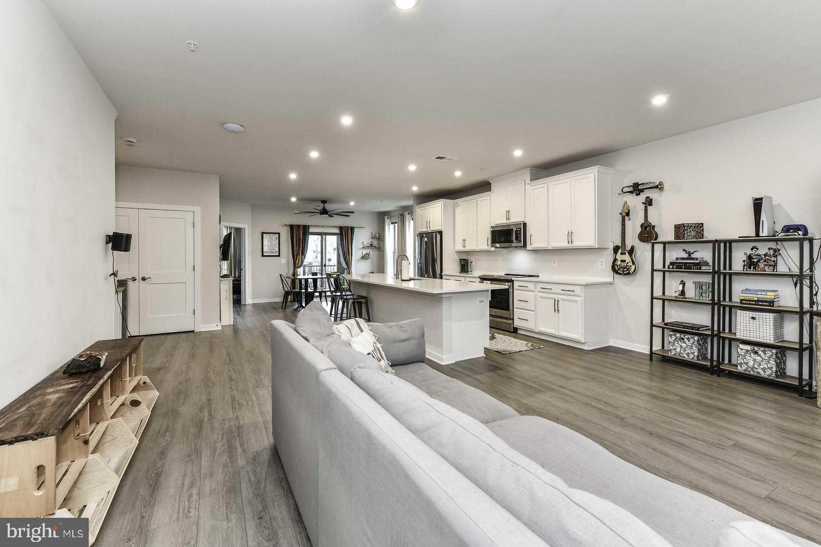 MANASSAS PARK - Residential