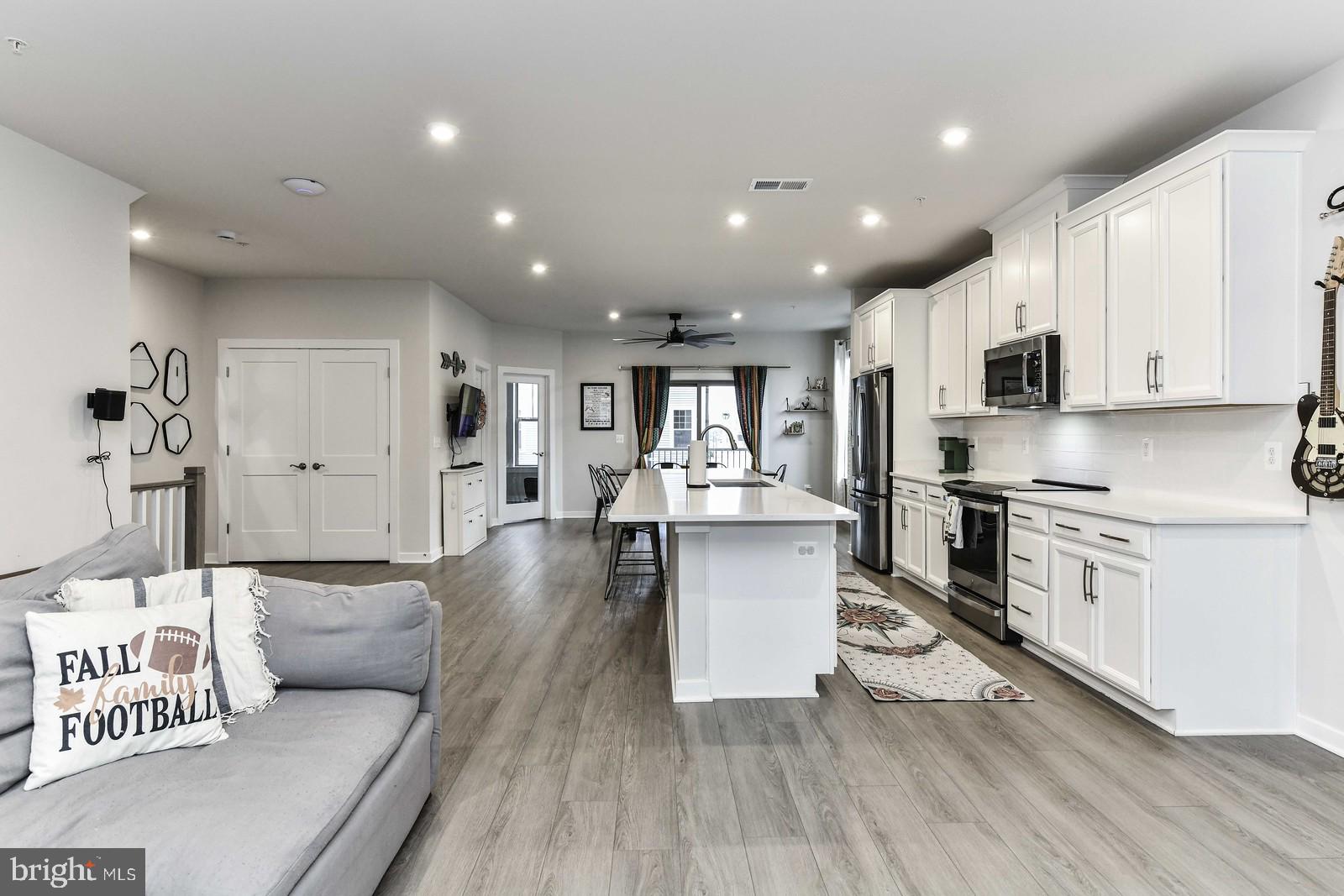 MANASSAS PARK - Residential