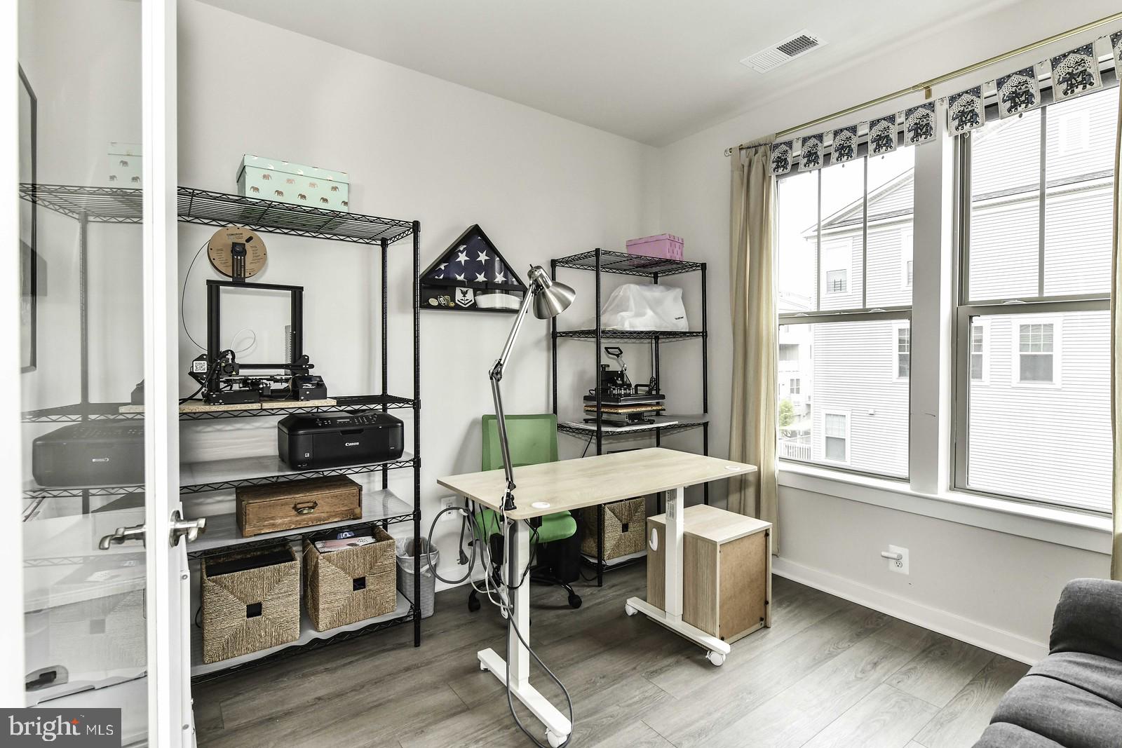 MANASSAS PARK - Residential