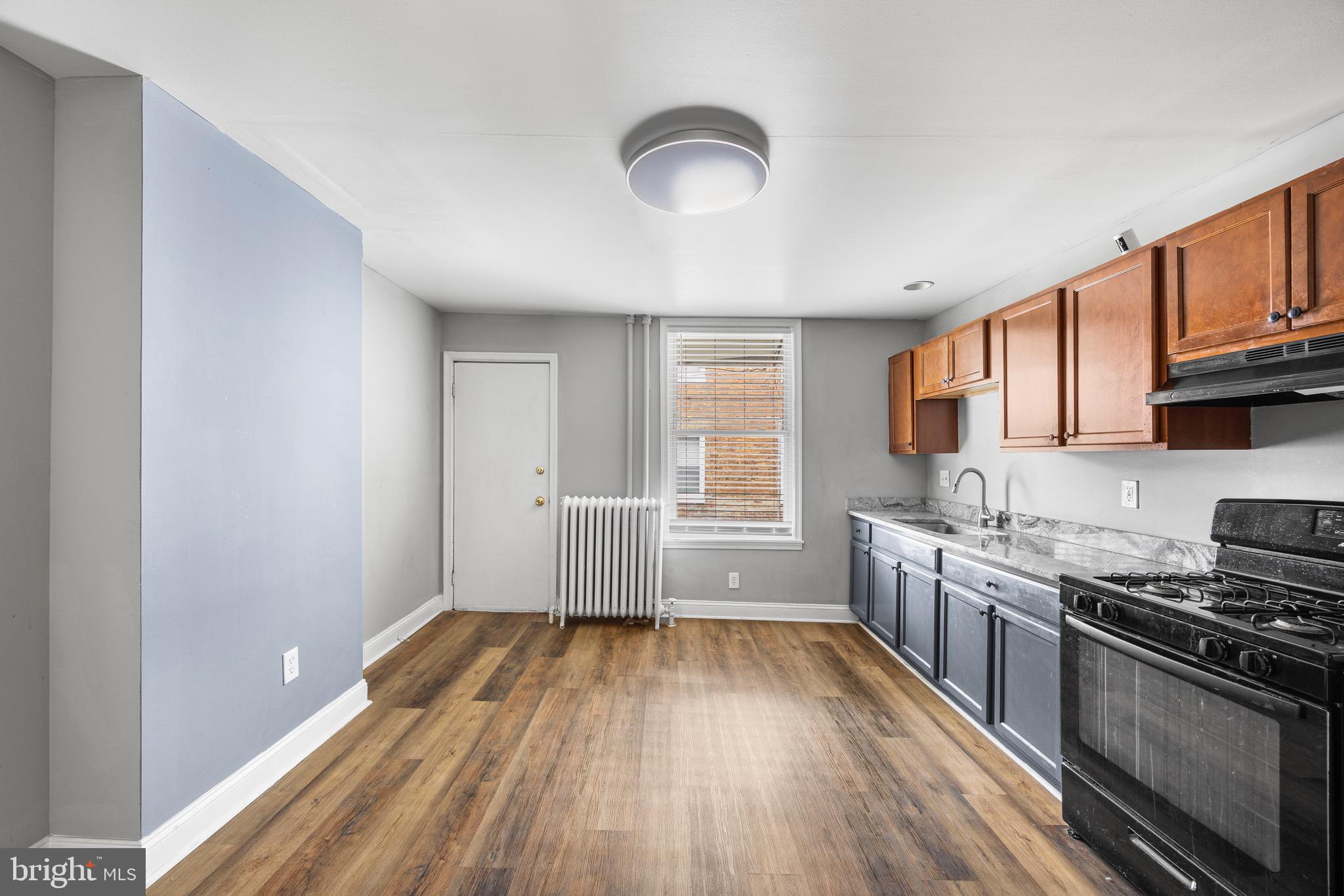 WASHINGTON VILLAGE - Residential