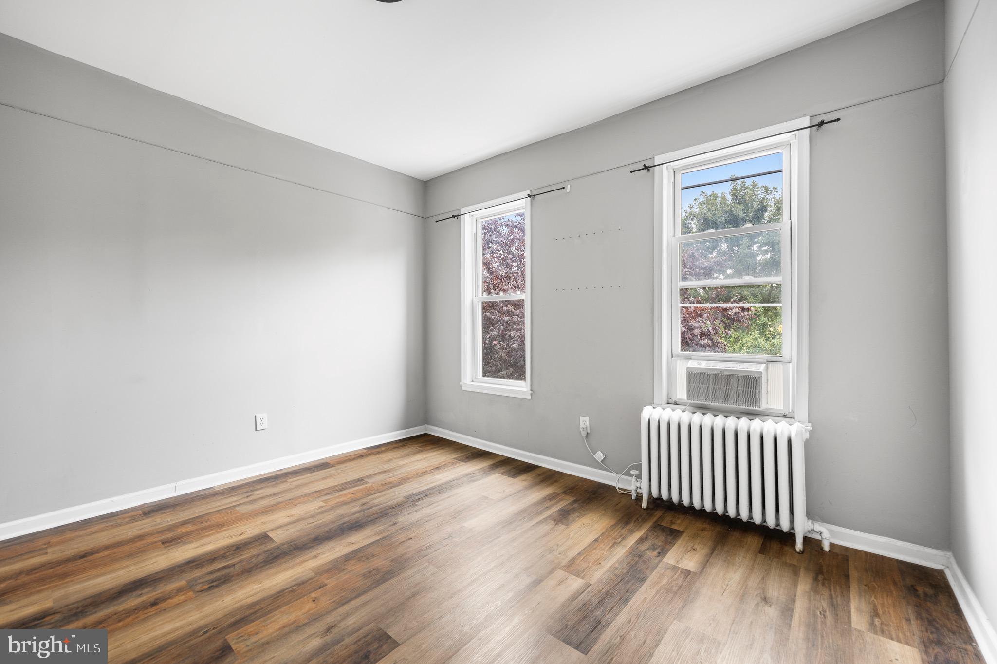 WASHINGTON VILLAGE - Residential