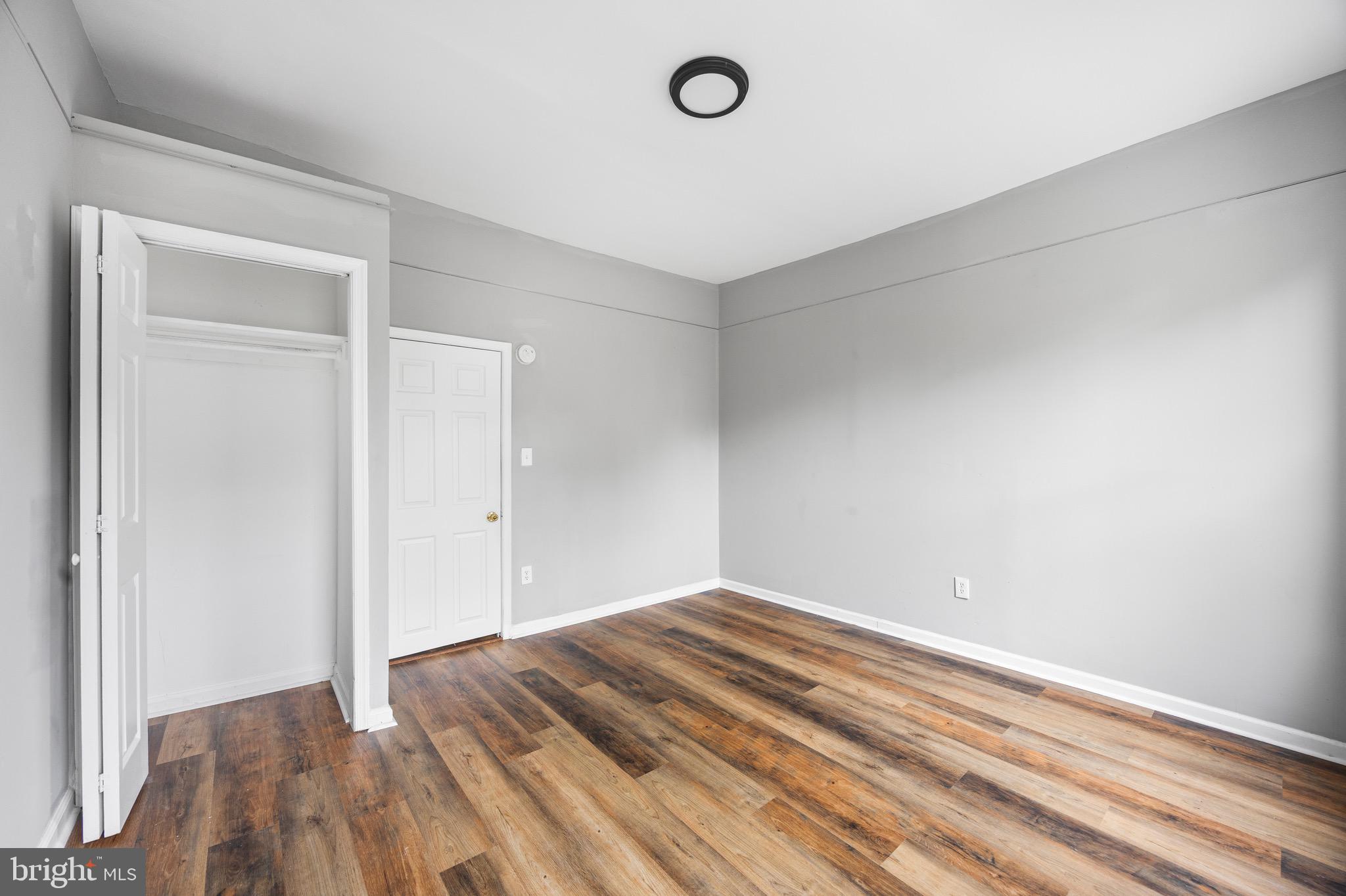 WASHINGTON VILLAGE - Residential