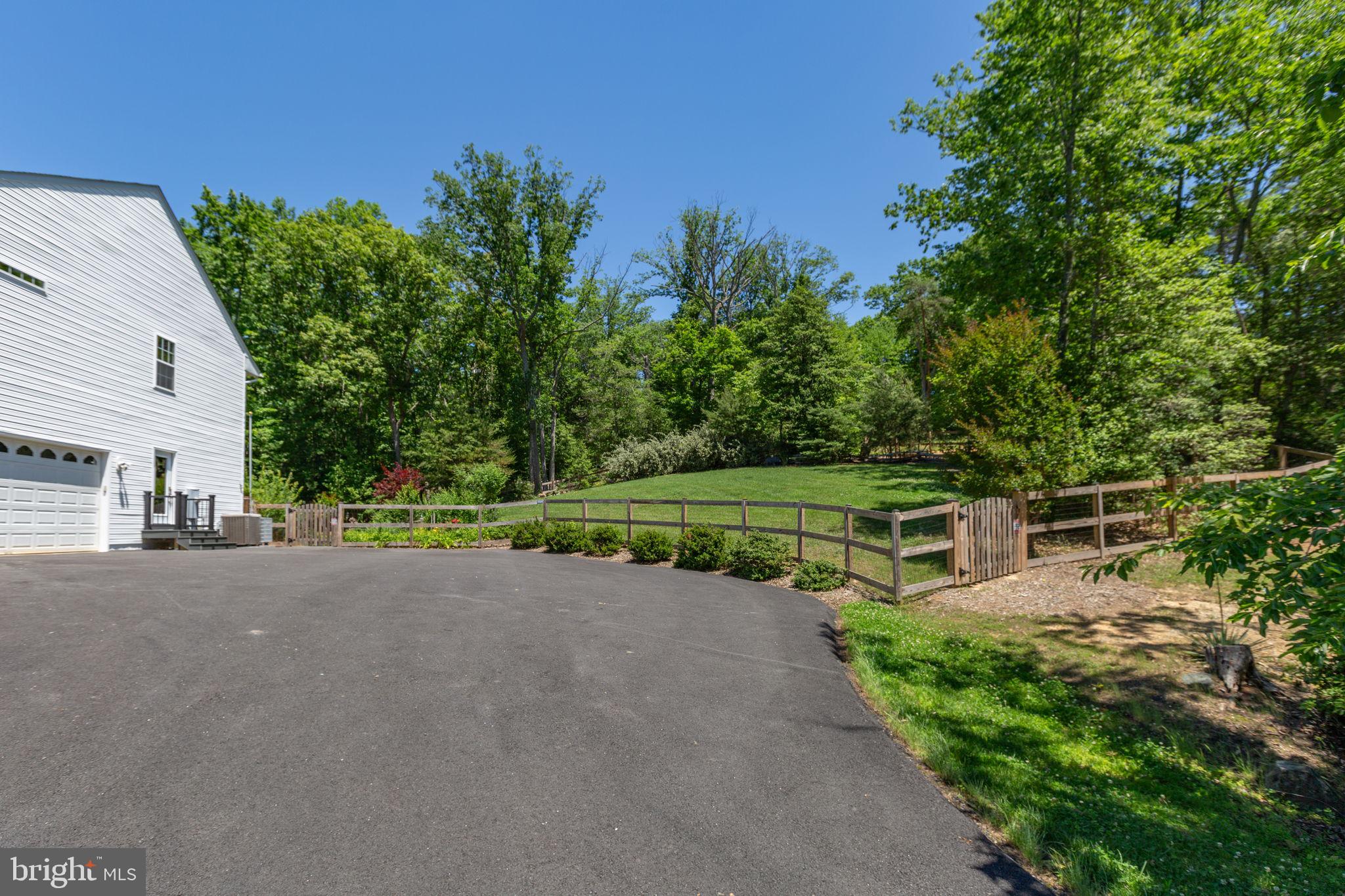 BROOKE RIDGE - Residential