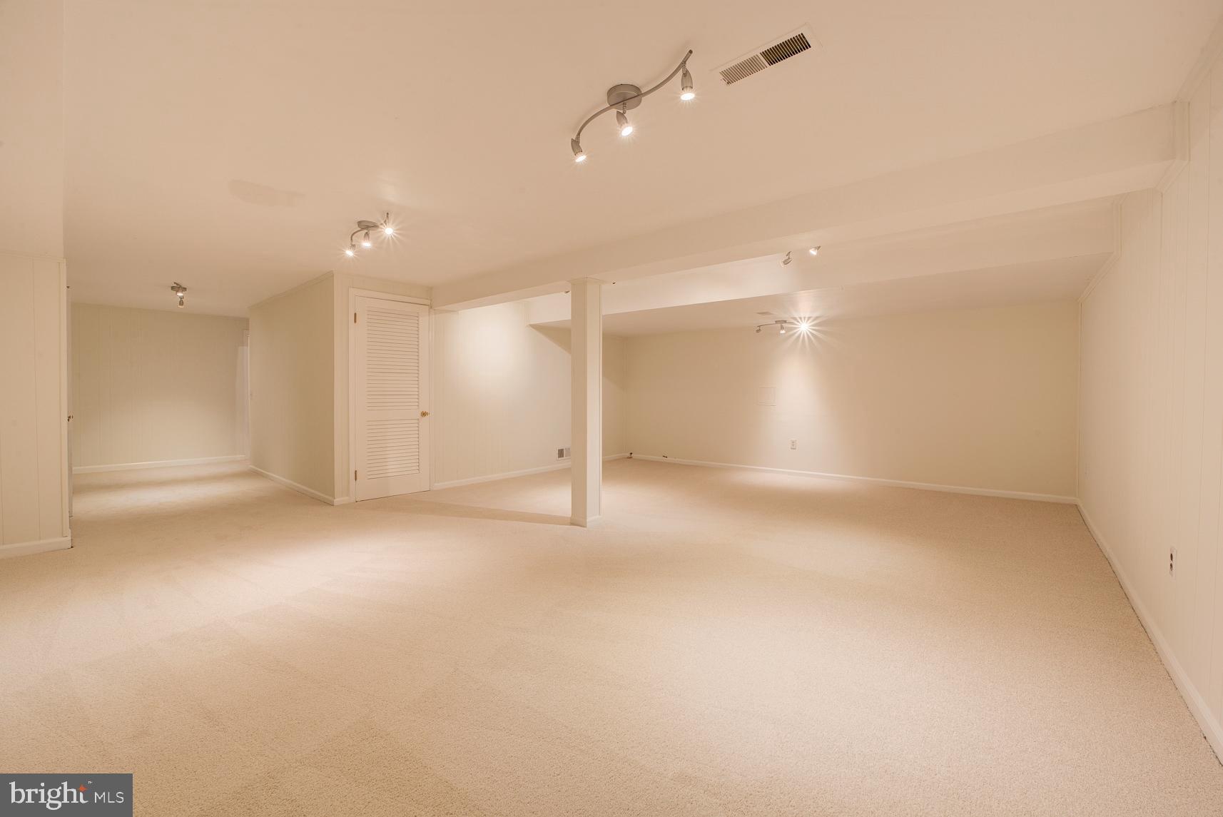 FOX HILLS WEST - Residential