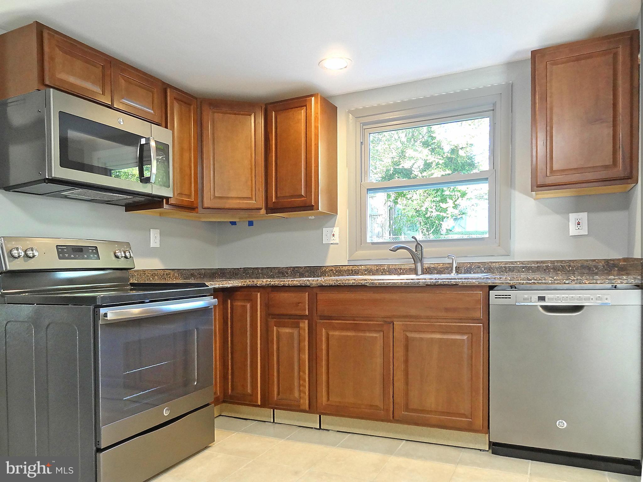 MAPLE RIDGE - Residential