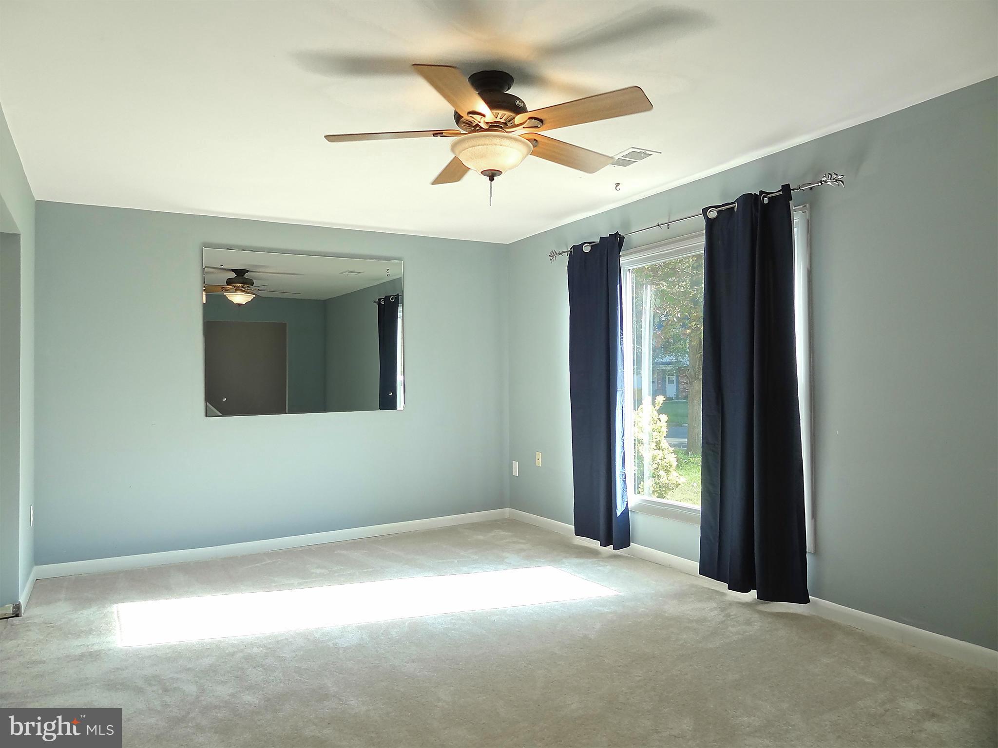 MAPLE RIDGE - Residential