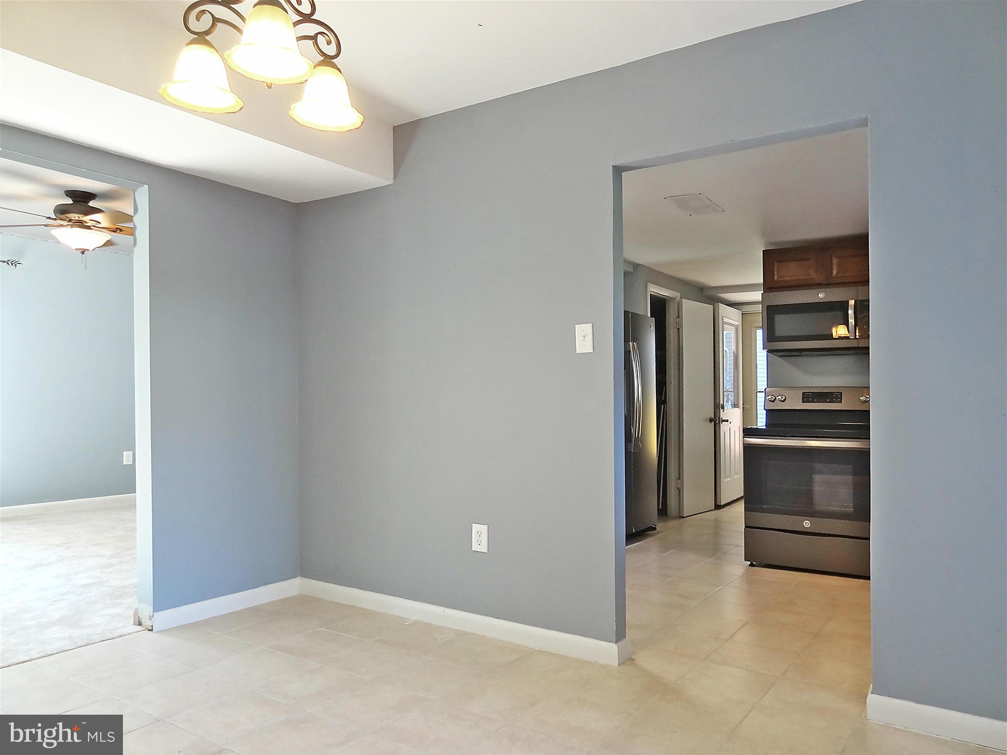 MAPLE RIDGE - Residential