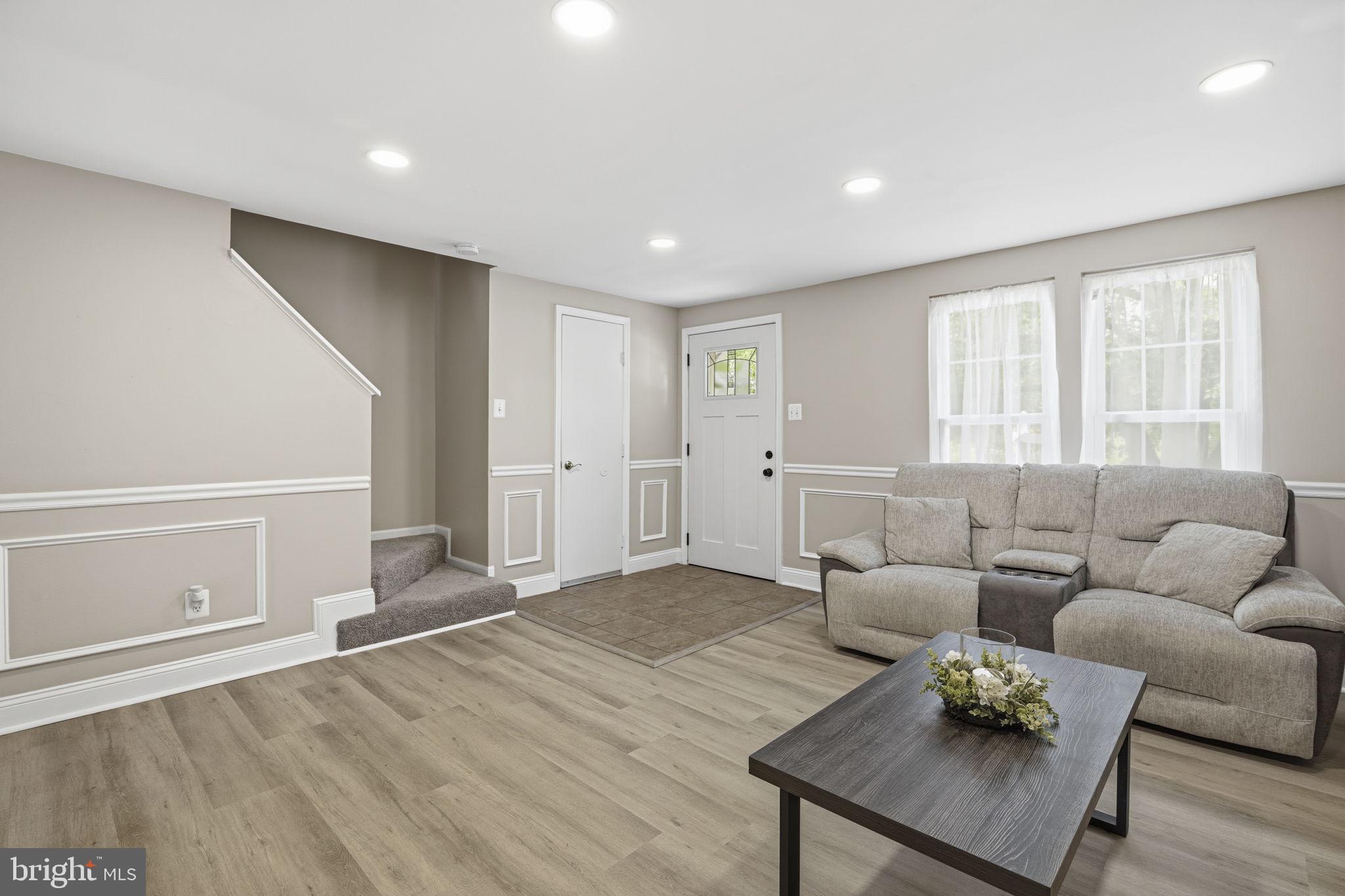 RIDGELY CHOICE - Residential