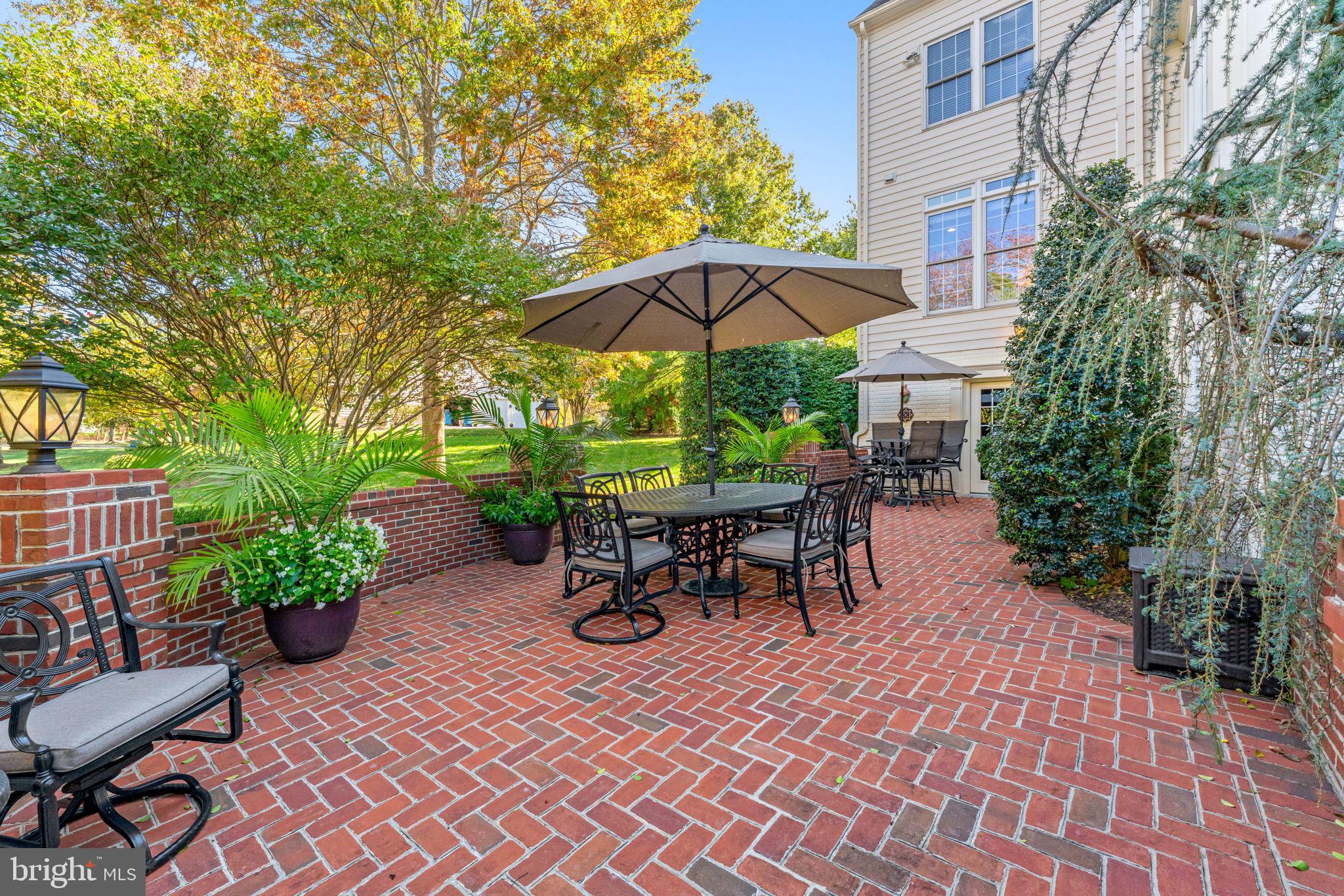 OAK HILL ESTATES - Residential