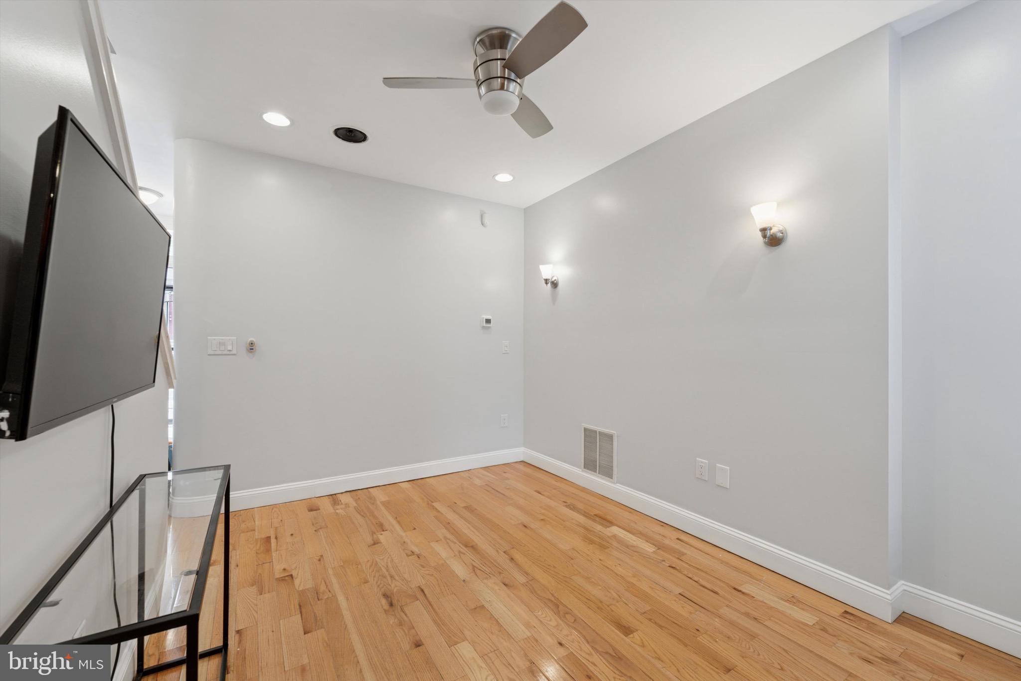 TEMPLE UNIVERSITY - Residential