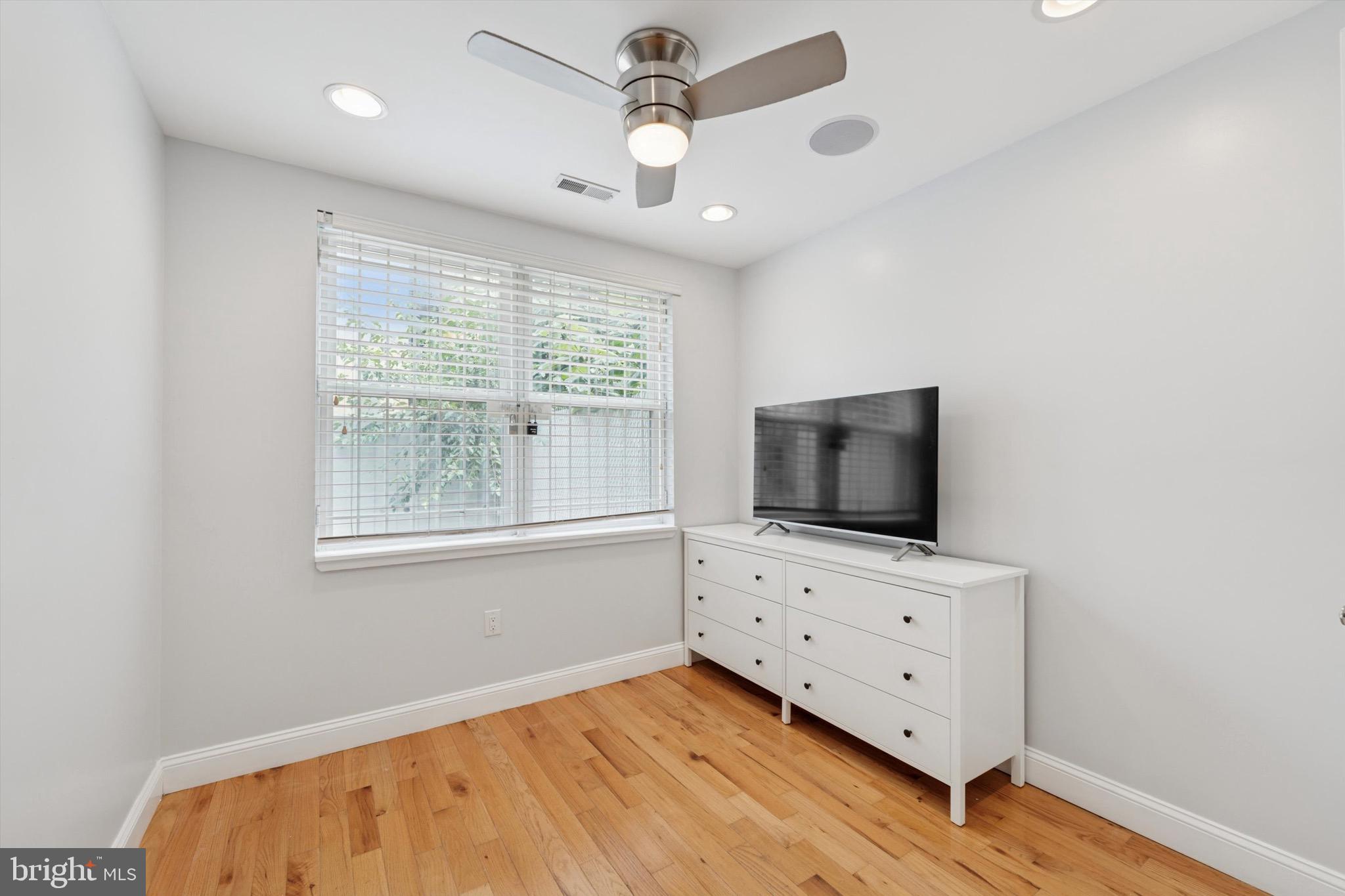 TEMPLE UNIVERSITY - Residential