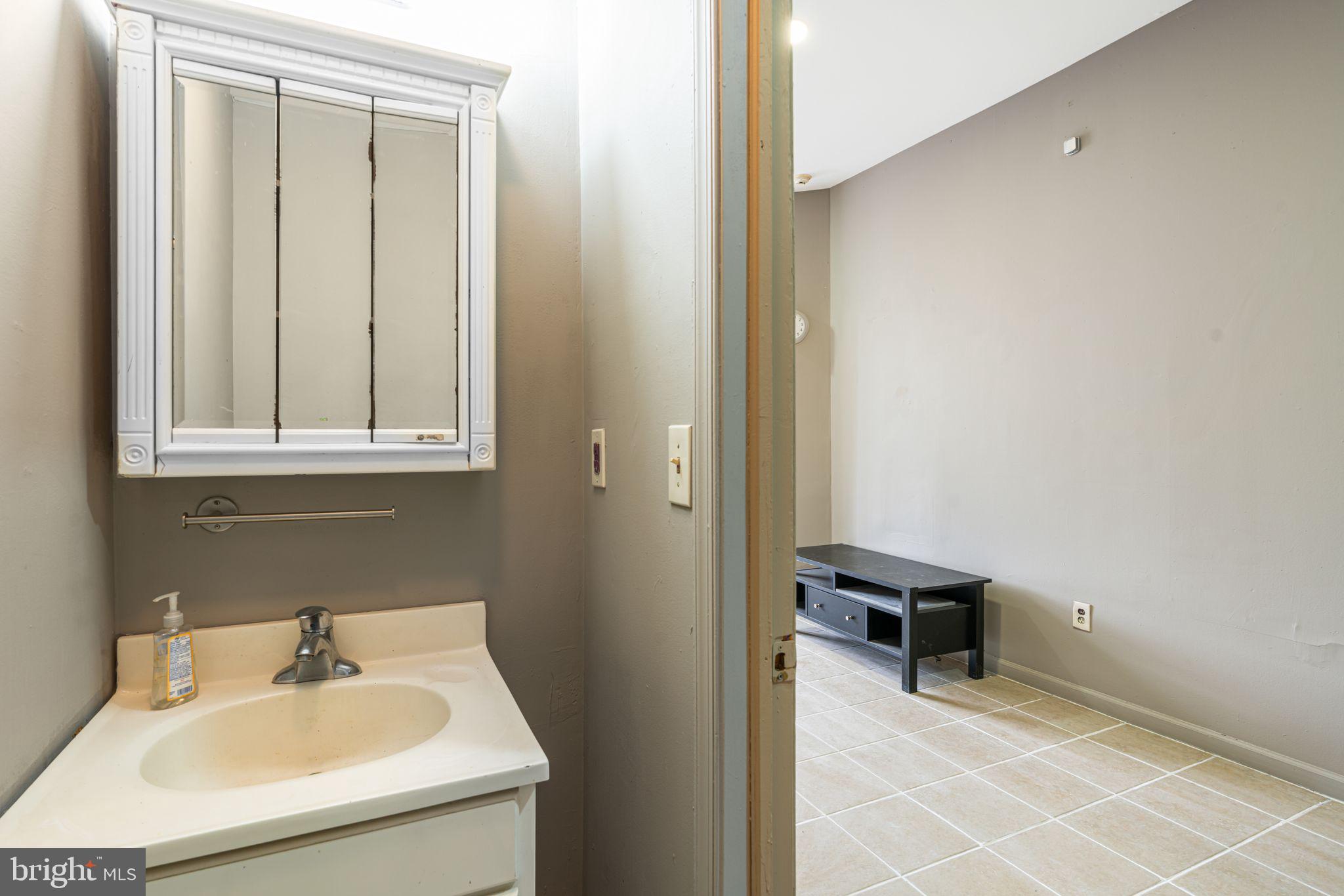 TEMPLE UNIVERSITY - Residential