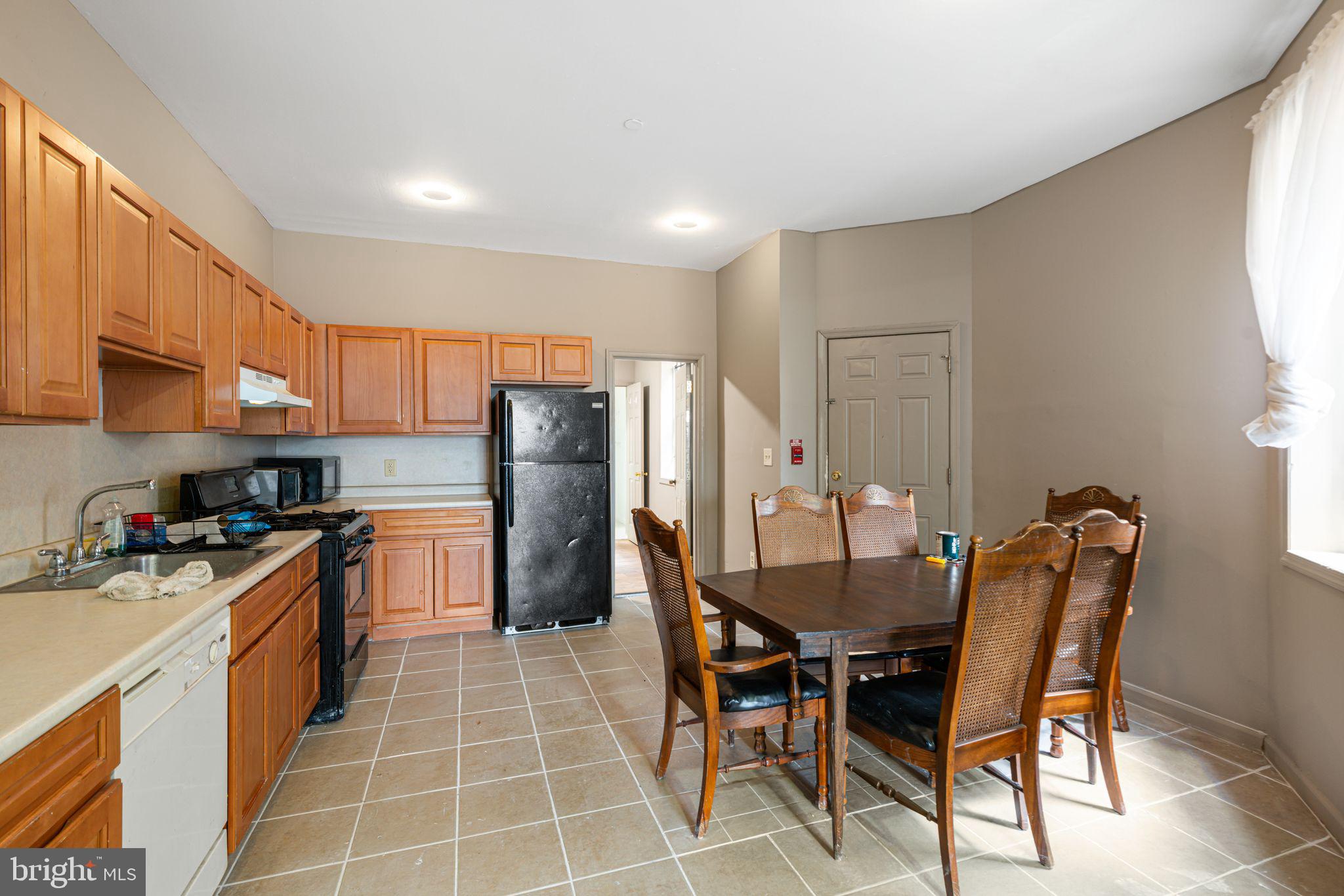 TEMPLE UNIVERSITY - Residential