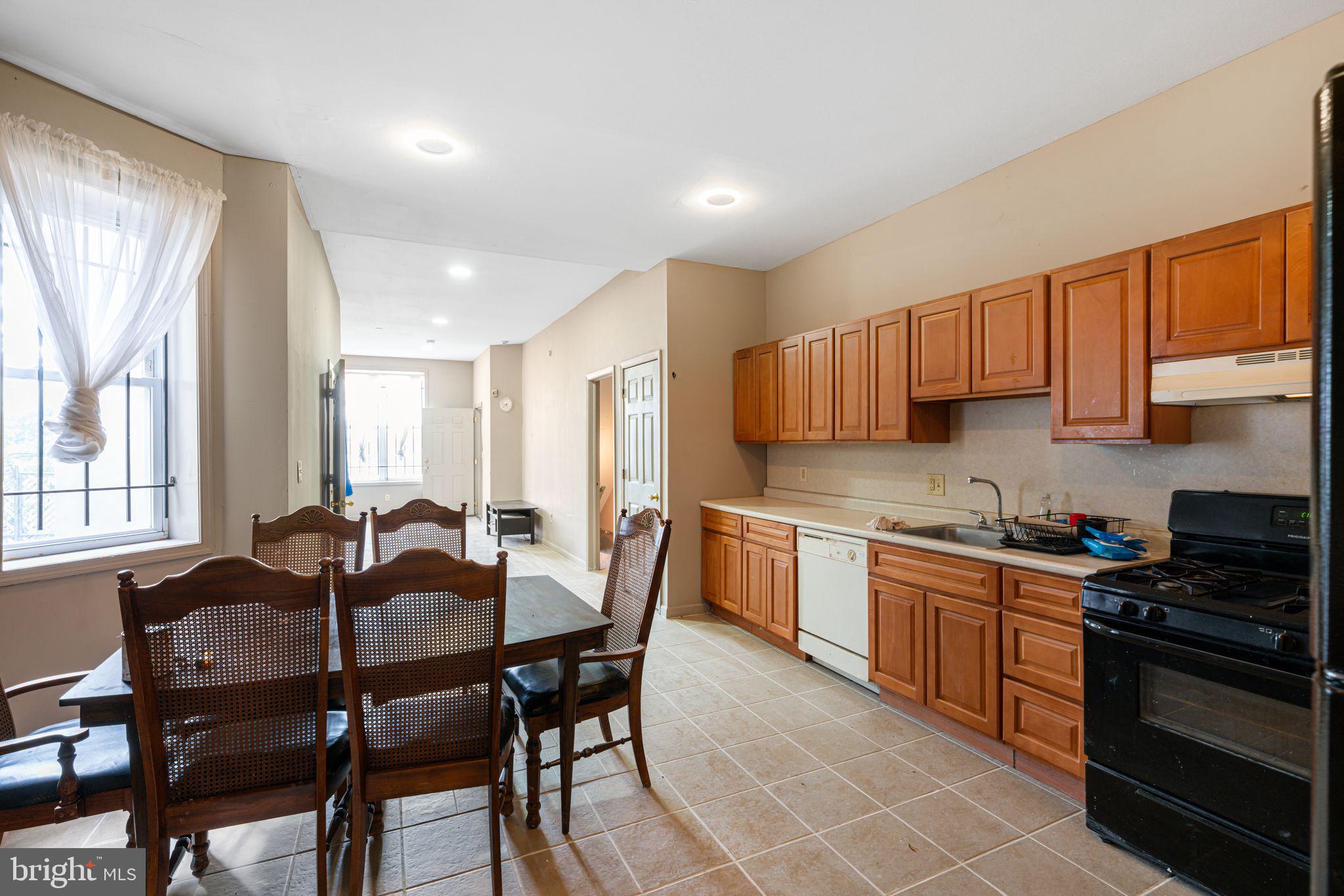 TEMPLE UNIVERSITY - Residential