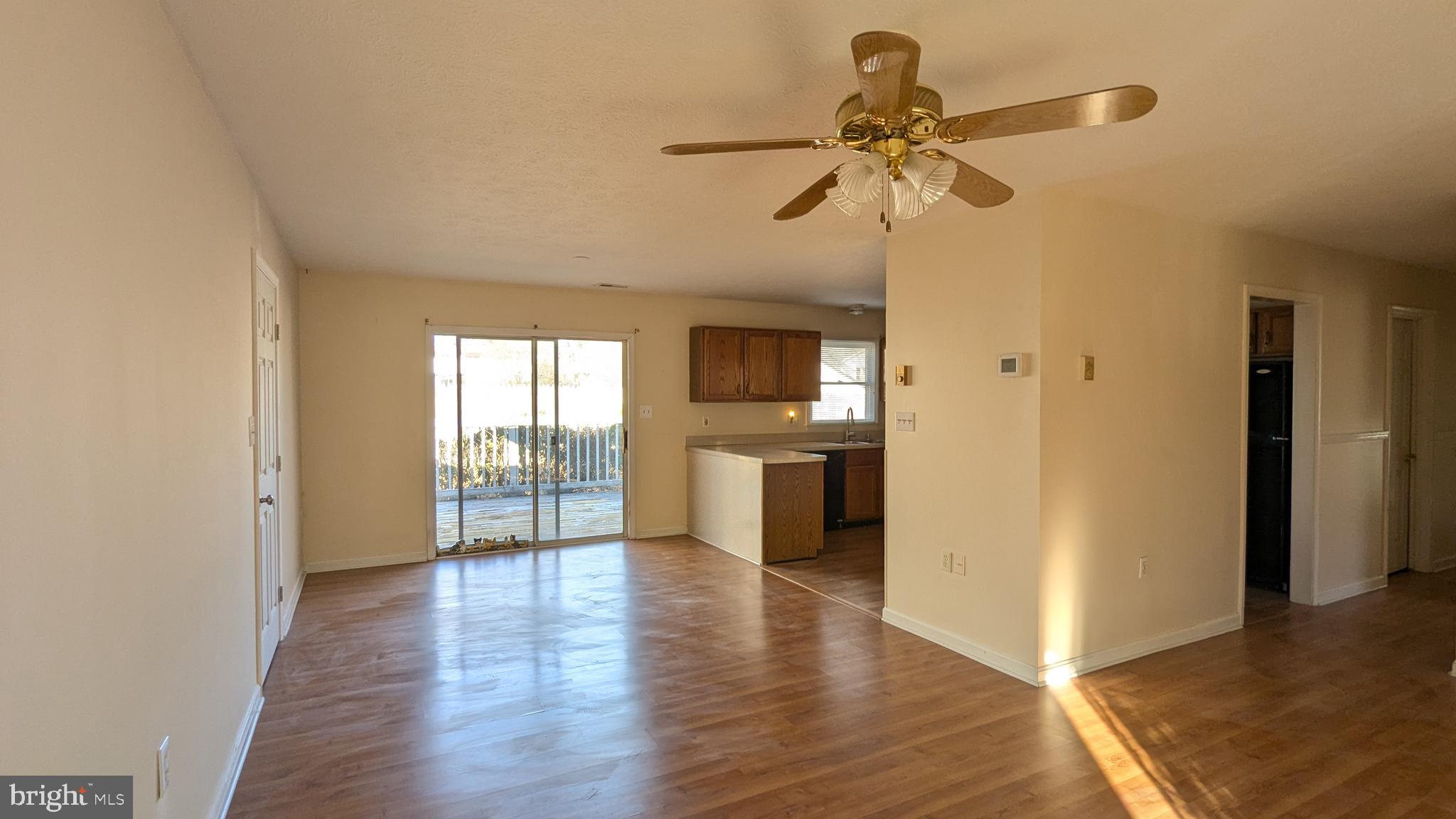 GREENBRIAR VILLAGE - Residential Lease