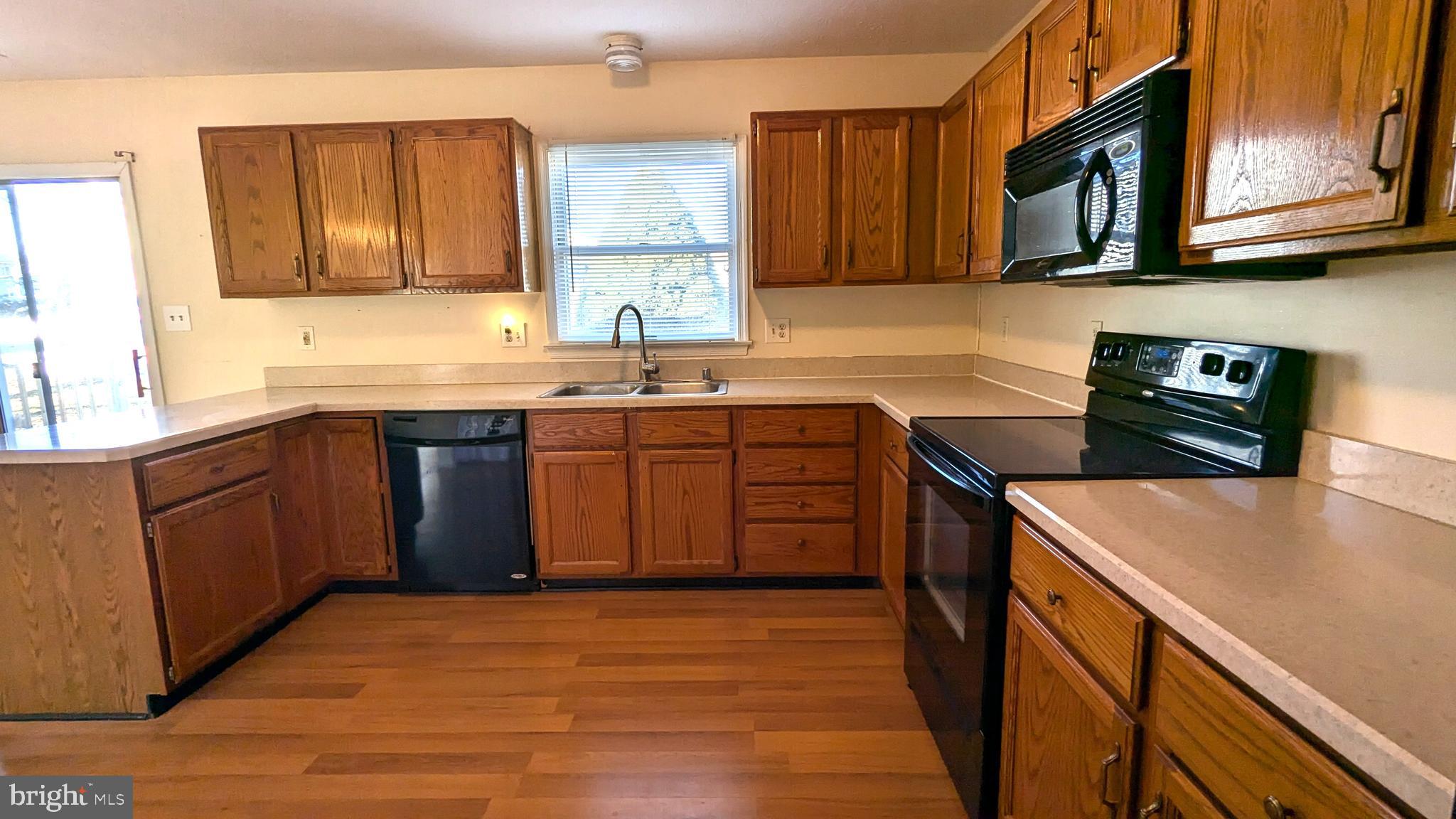 GREENBRIAR VILLAGE - Residential Lease