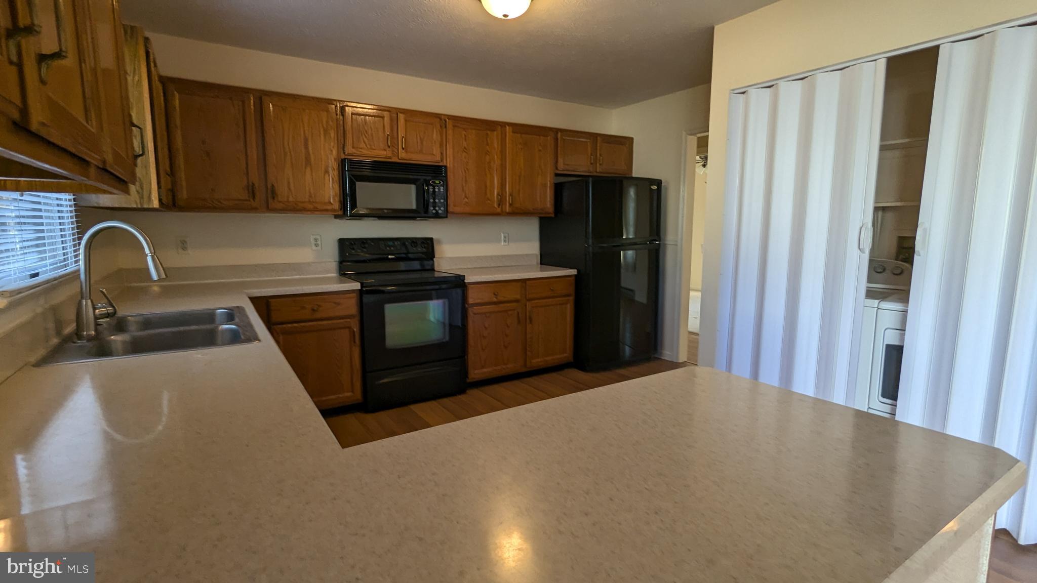 GREENBRIAR VILLAGE - Residential Lease