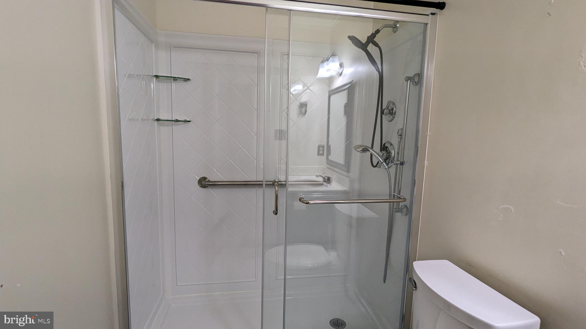 GREENBRIAR VILLAGE - Residential Lease