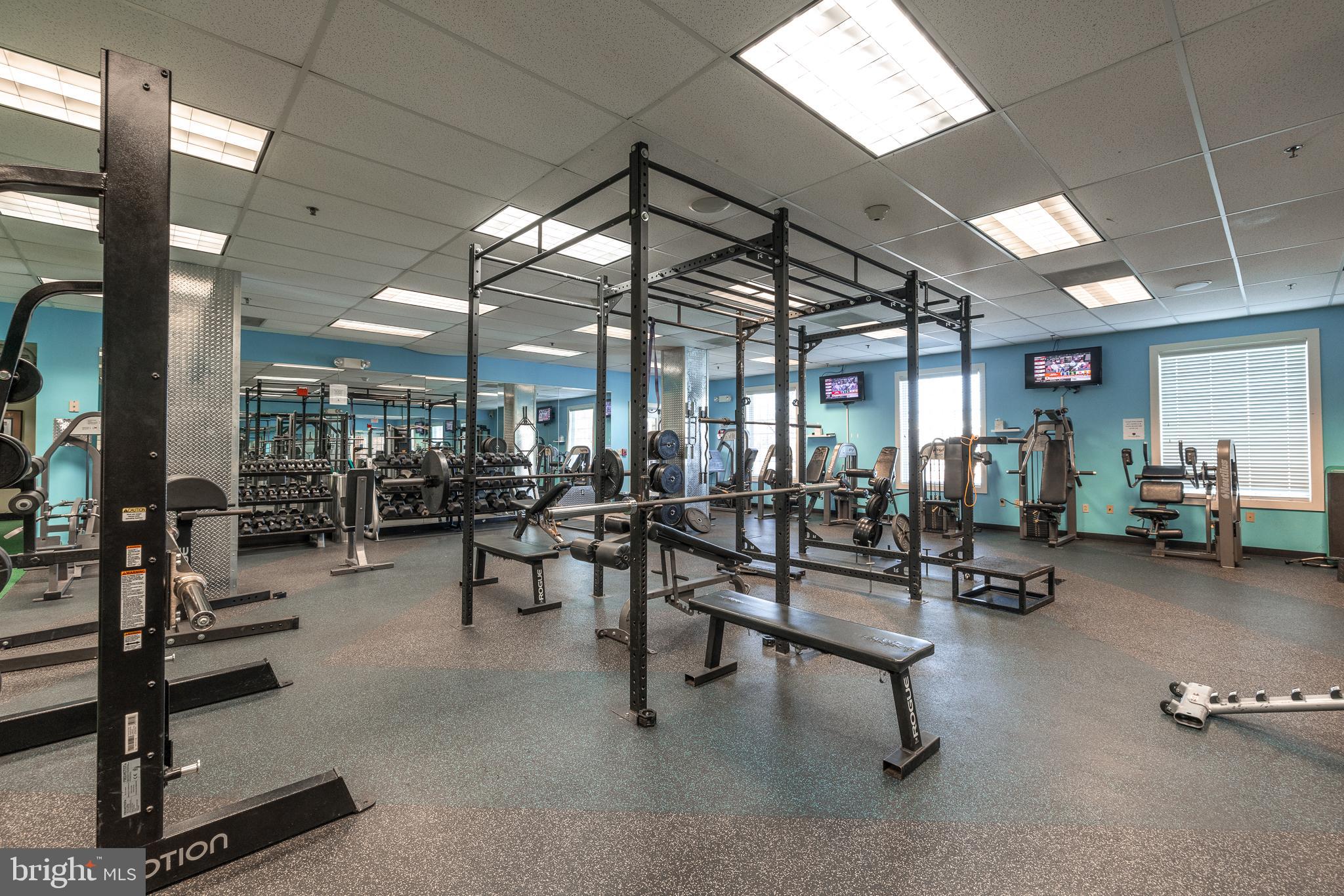 DOMINION VALLEY COUNTRY CLUB - Residential