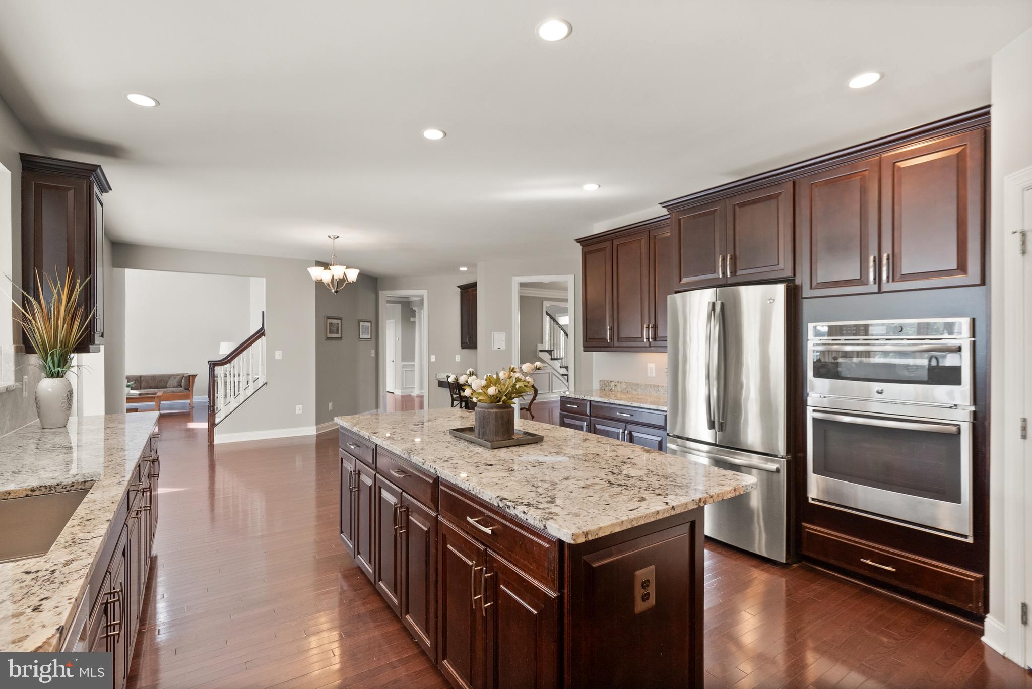 DOMINION VALLEY COUNTRY CLUB - Residential