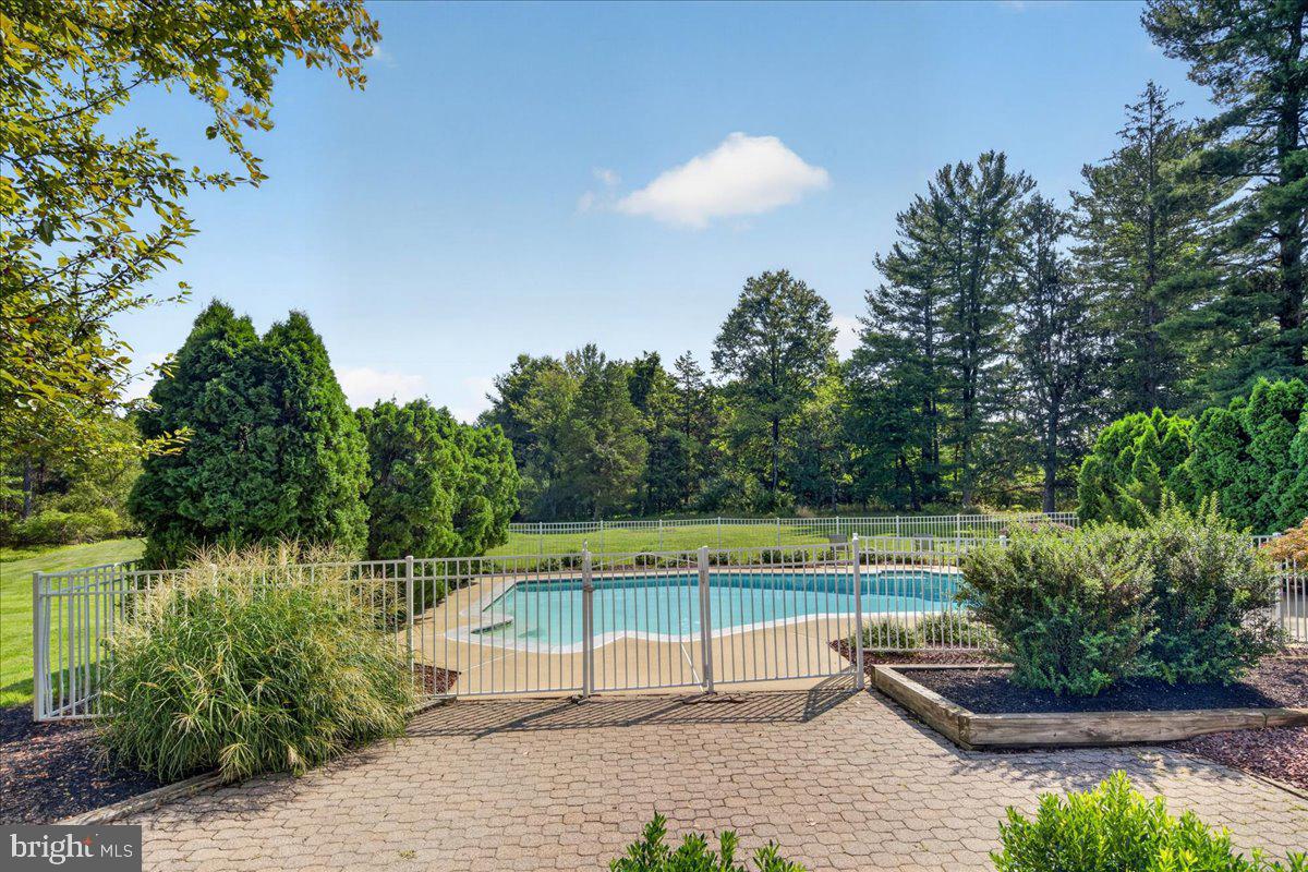 3 BLUE SPRUCE DRIVE