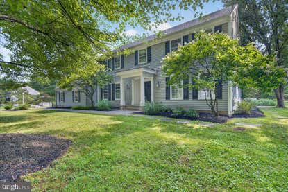 3 Blue Spruce Dr – Investment Home