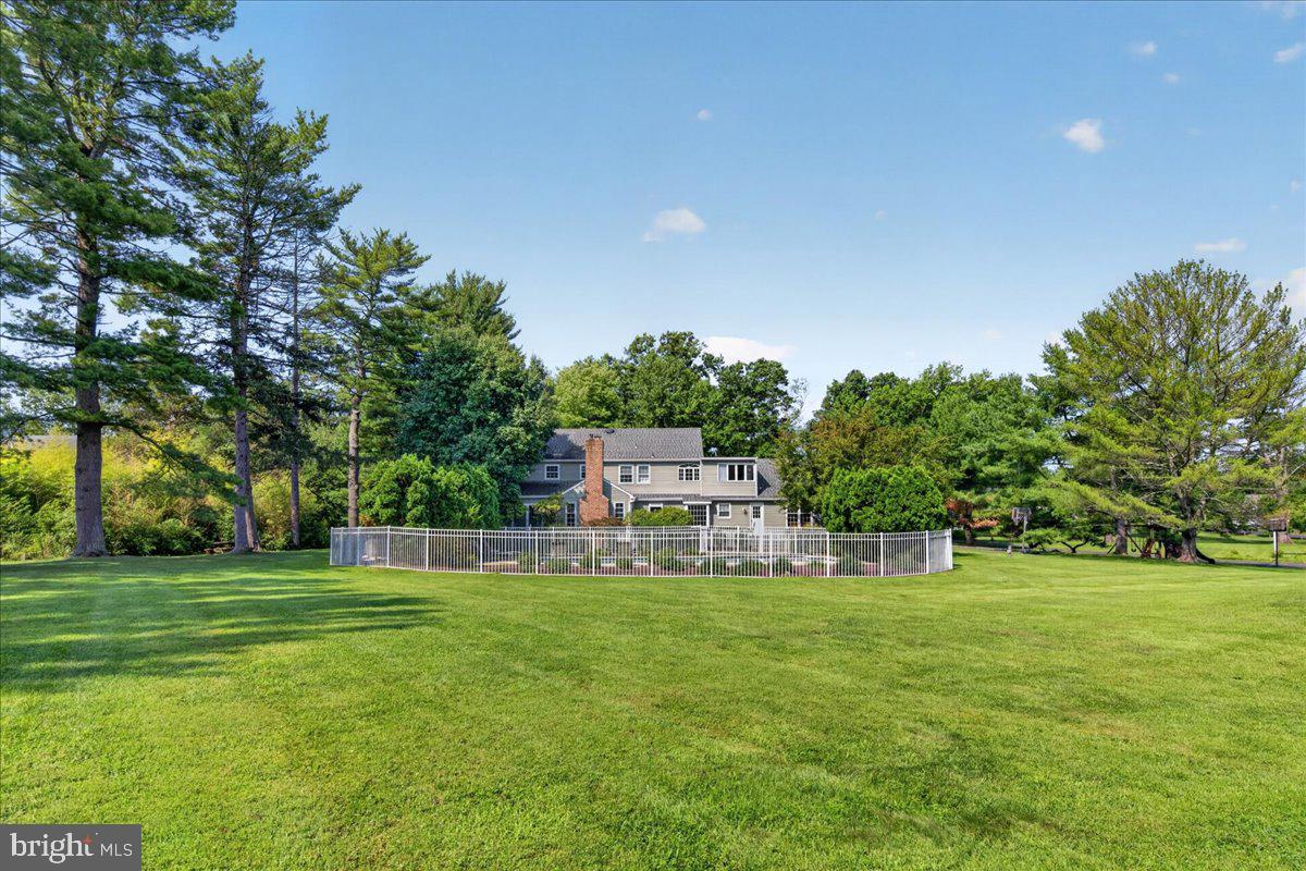 3 BLUE SPRUCE DRIVE