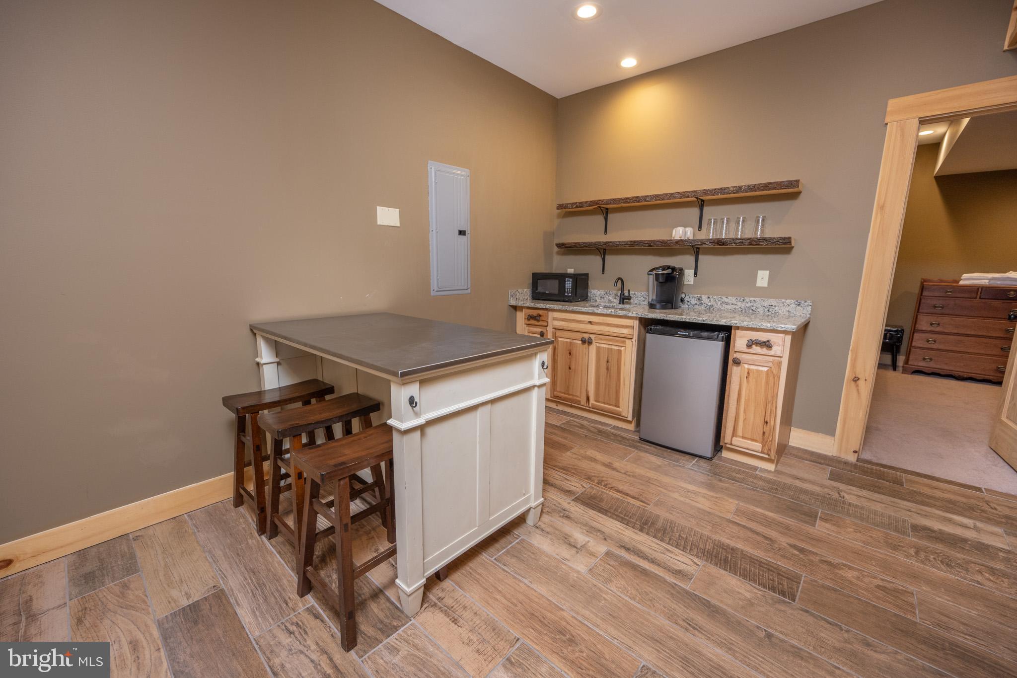 GRAVELLY RUN - Residential