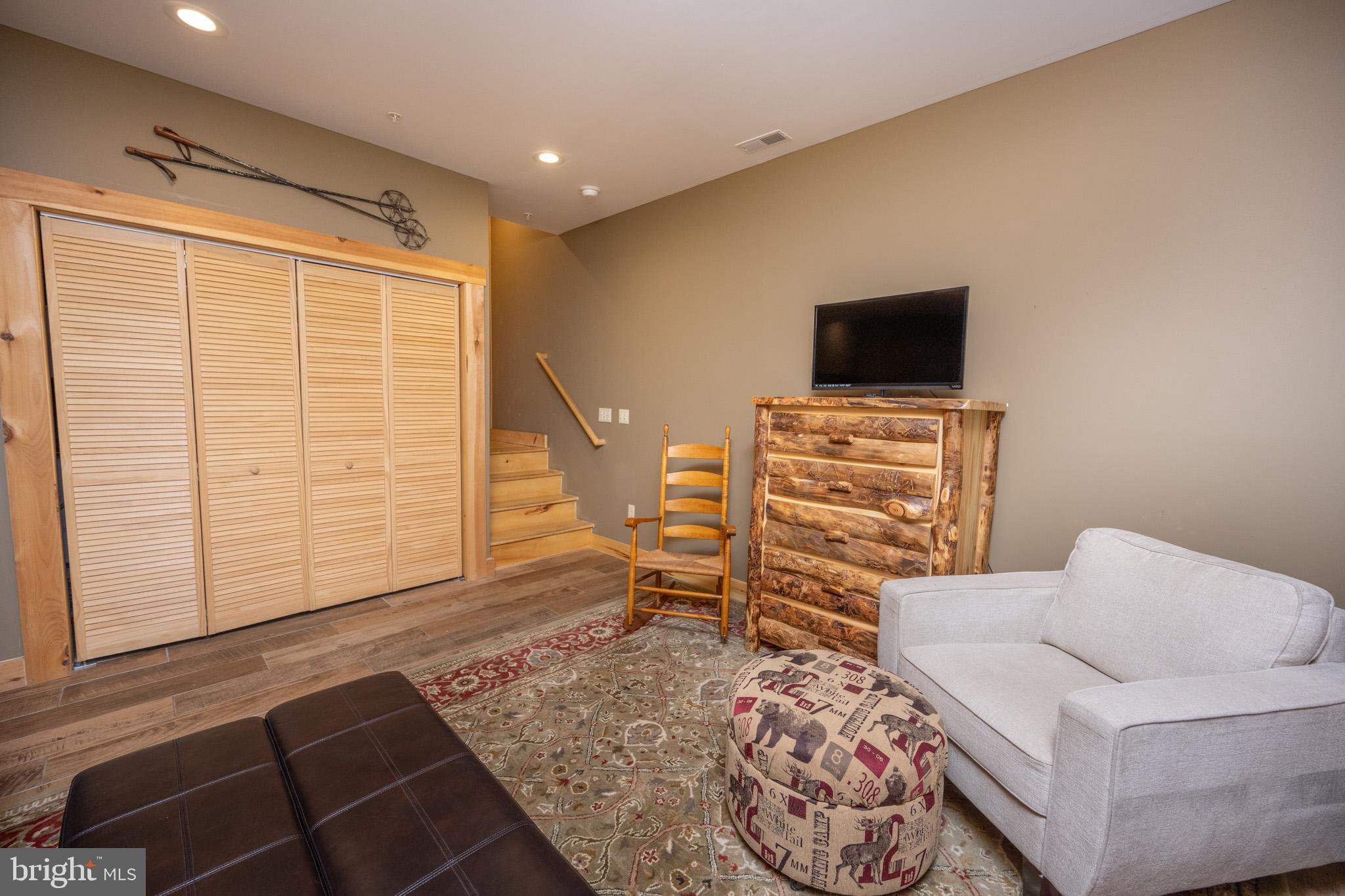 GRAVELLY RUN - Residential