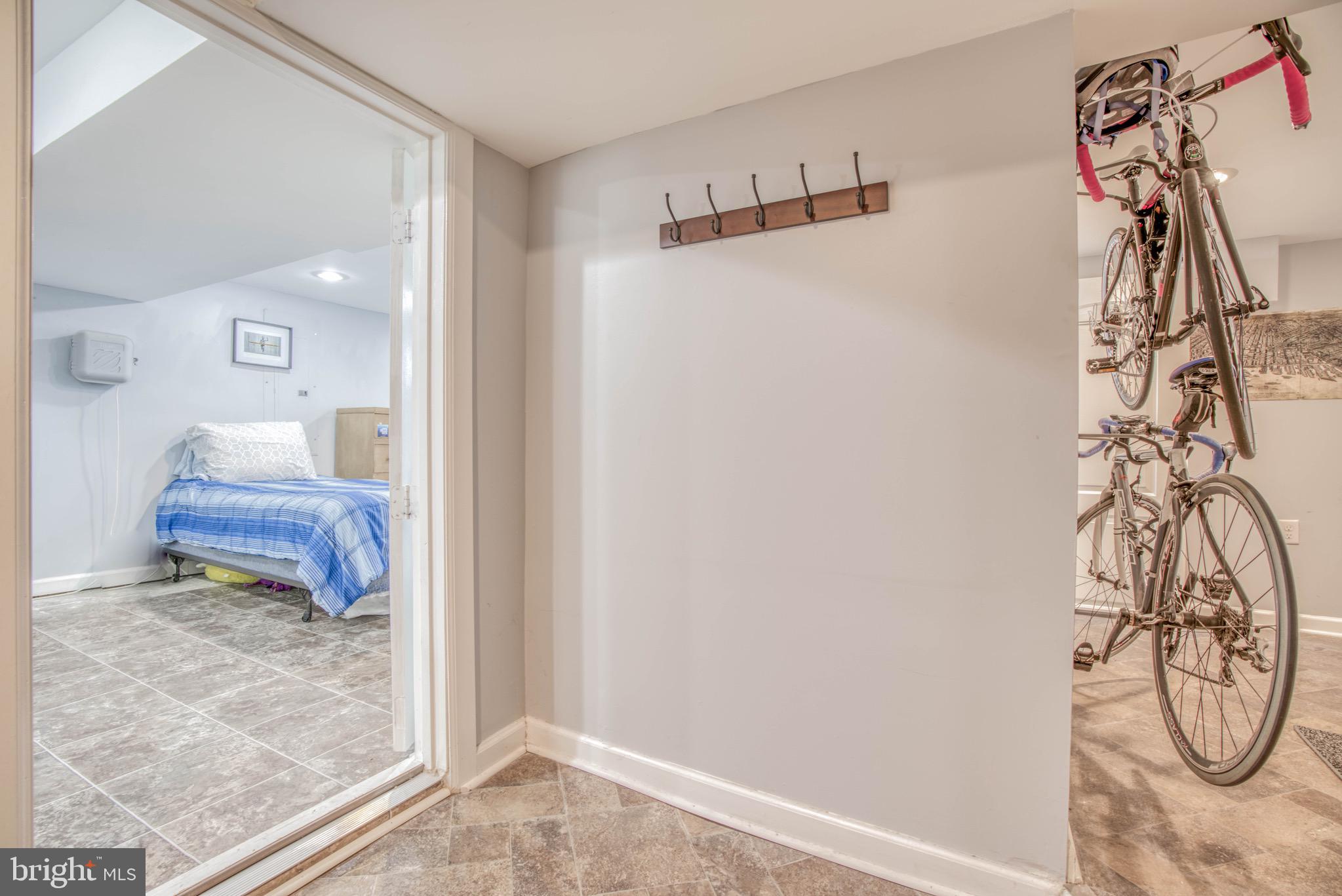 LAKE WALKER - Residential