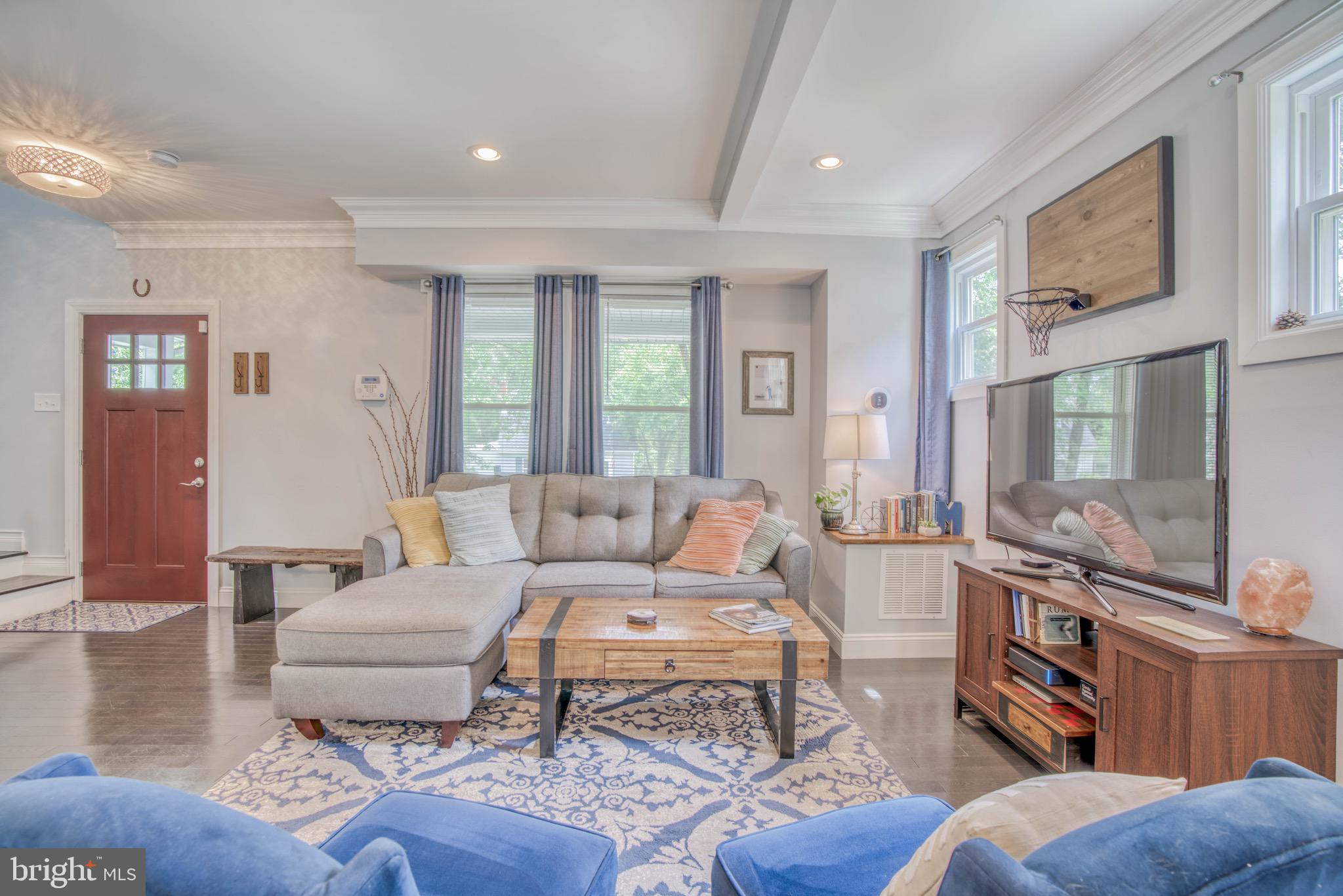 LAKE WALKER - Residential